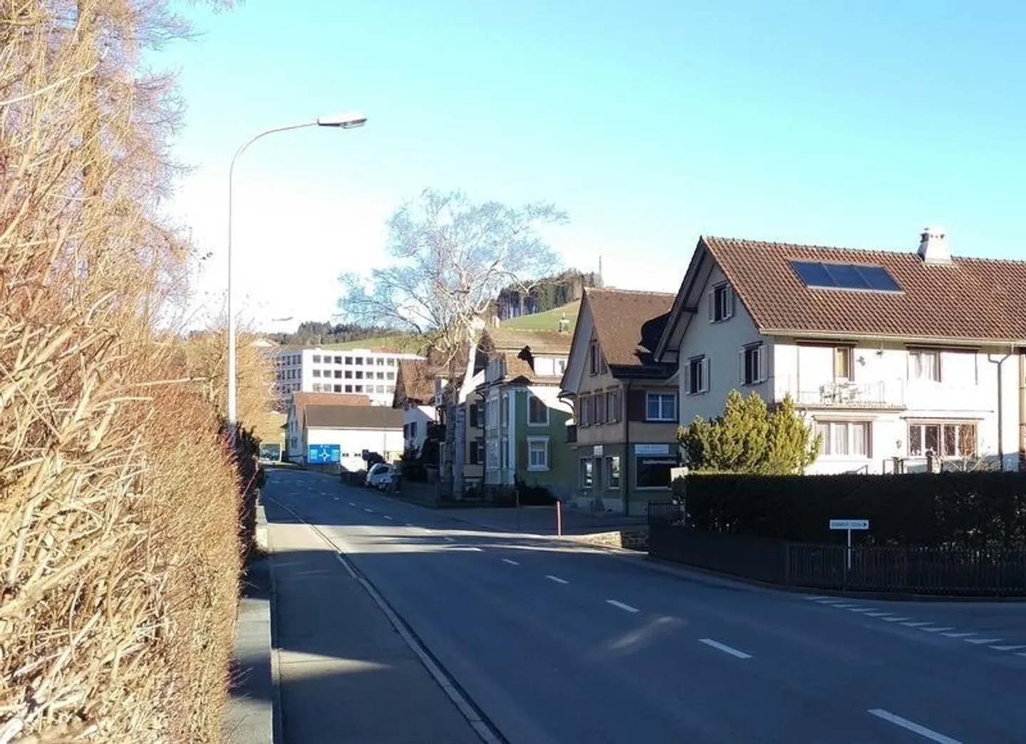 Casa bifamiliare di 5,5 stanze - Foto 2 di 2