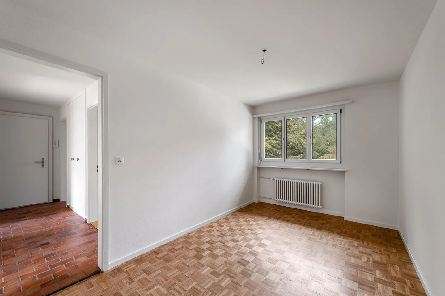 Modernes Apartment mit Balkon - Foto 4 von 9