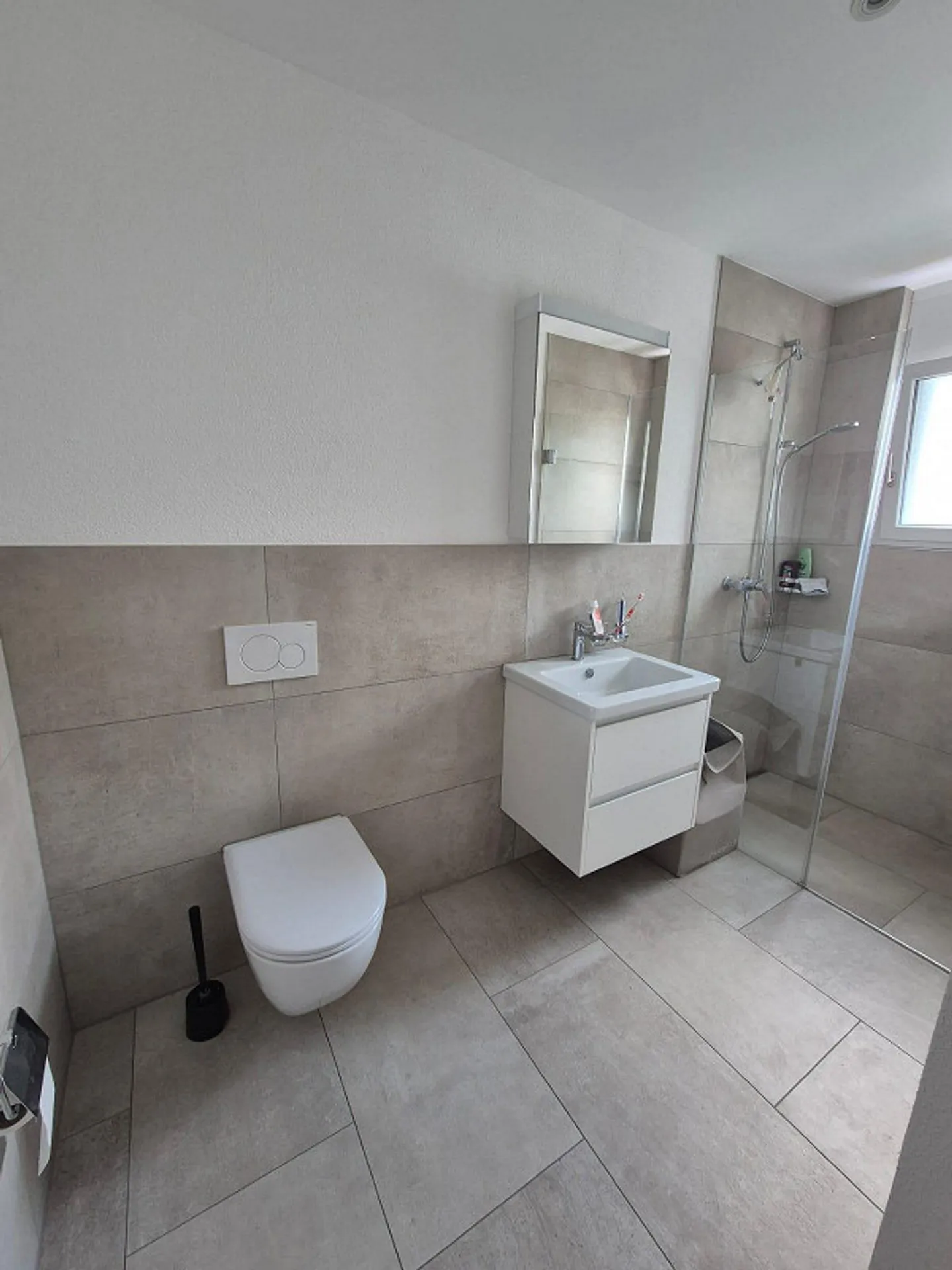 Appartement moderne dans un emplacement calme avec vue sur l'Aare - Photo 10 sur 17