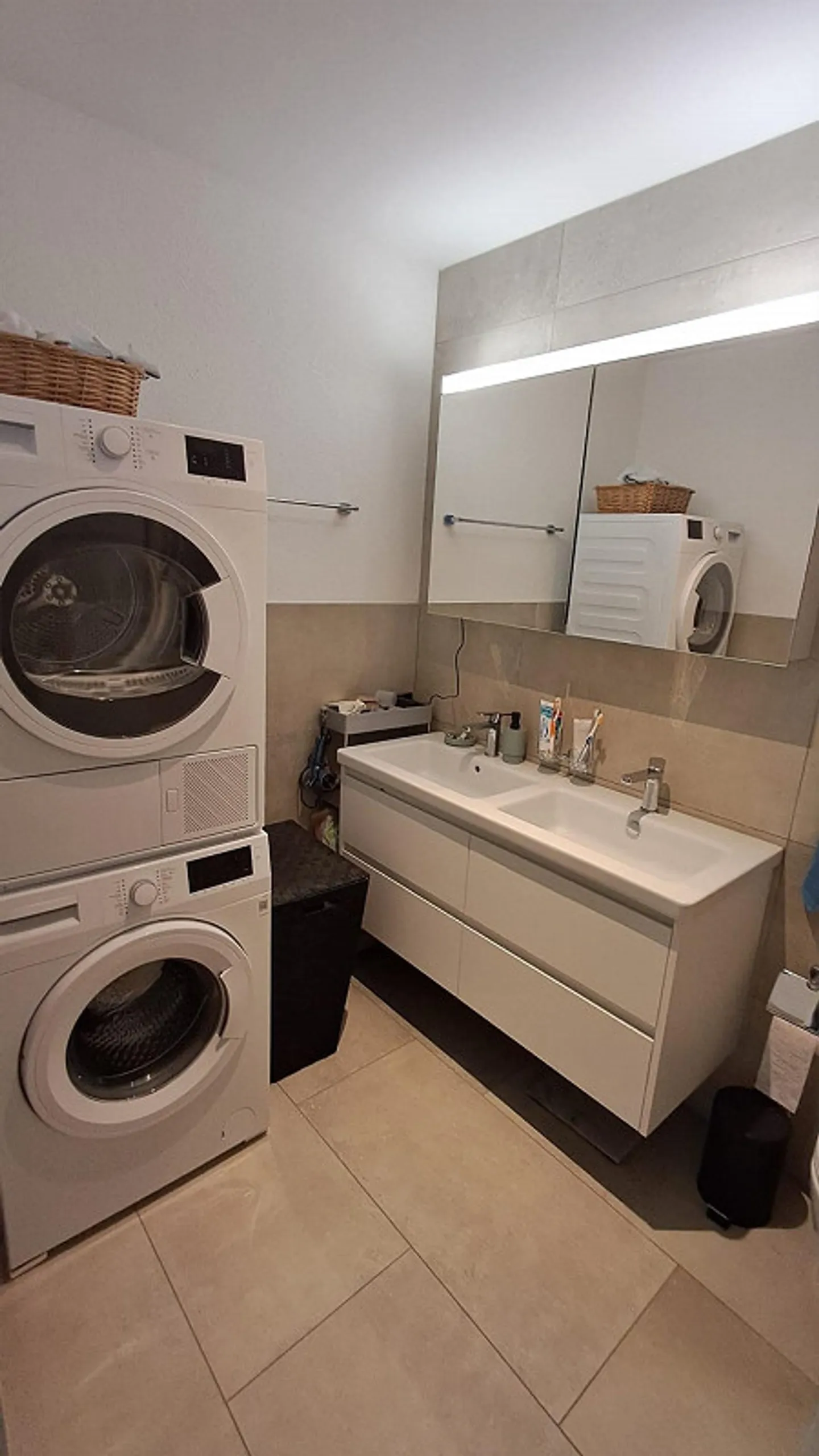 Appartement moderne dans un emplacement calme avec vue sur l'Aare - Photo 13 sur 17