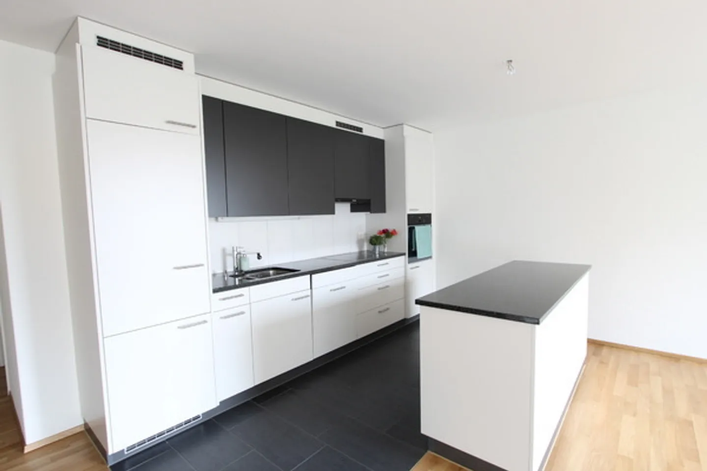 Moderne Wohnung in Ruhiger Lage - Foto 3 von 8