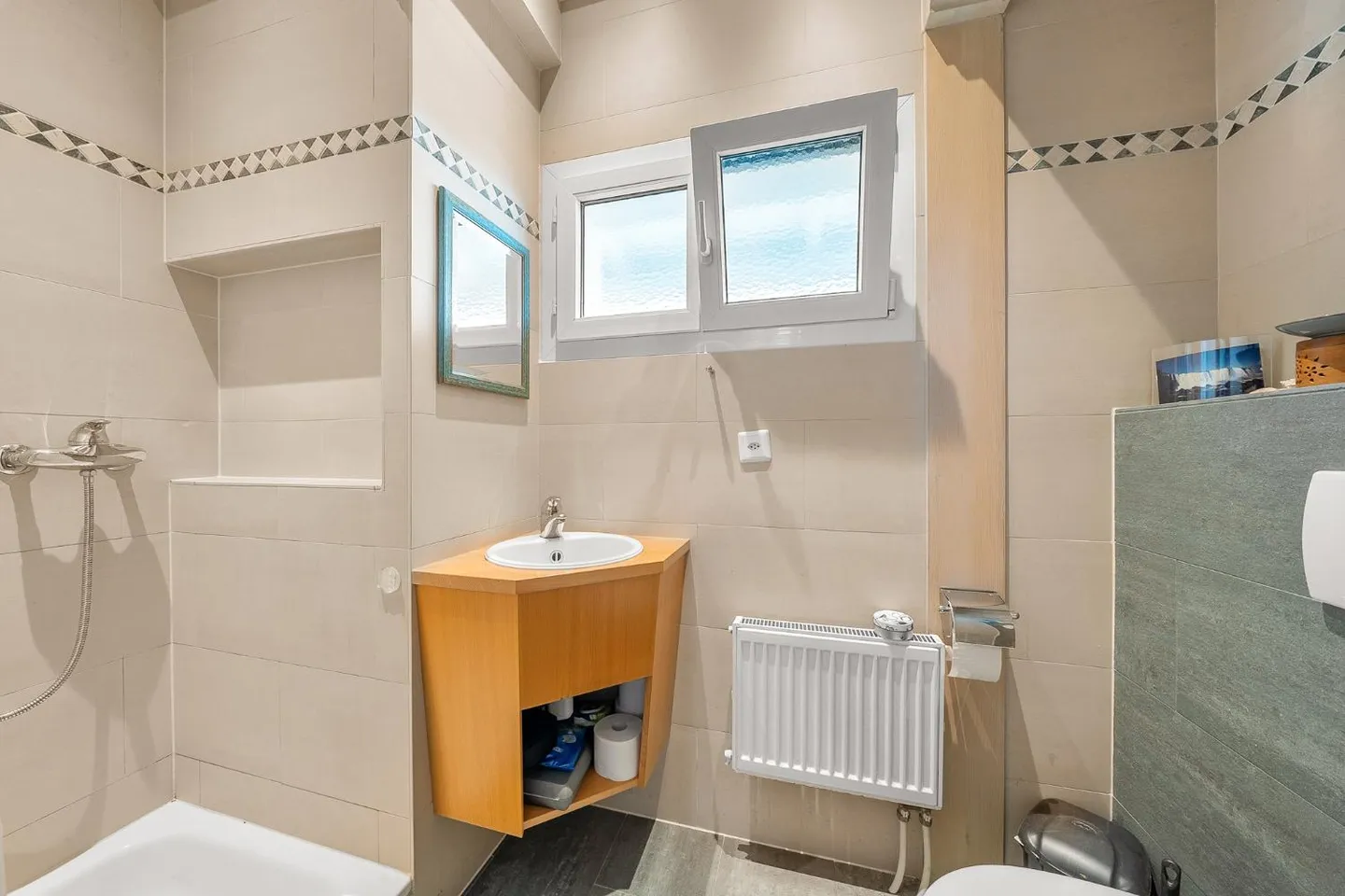 Wunderschöne individuelle Villa mit schönem Blick und großem Garten - Viertel - Foto 12 von 20