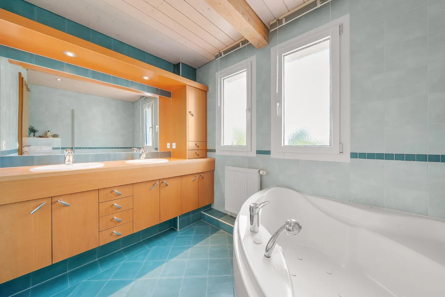 Wunderschöne individuelle Villa mit schönem Blick und großem Garten - Viertel - Foto 19 von 20