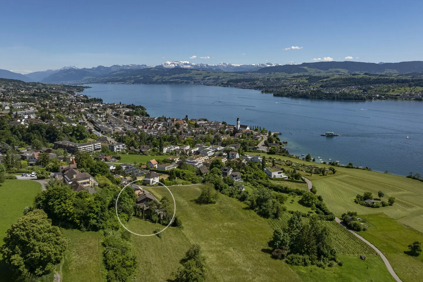 Terrain exclusif avec vue sur le lac - Photo 5 sur 6