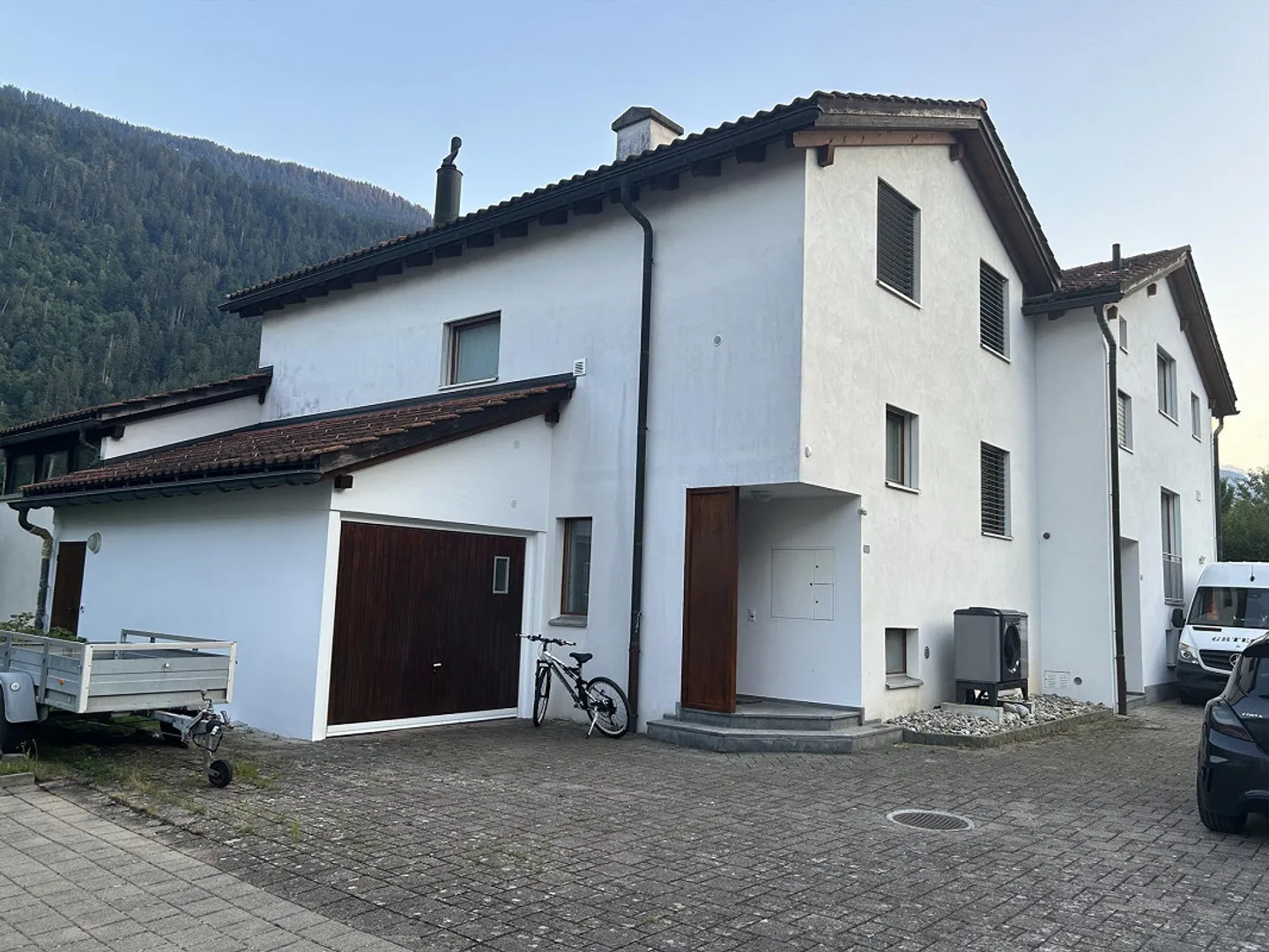 Semi-Detached Single Family House for Sale - Photo 1 of 18