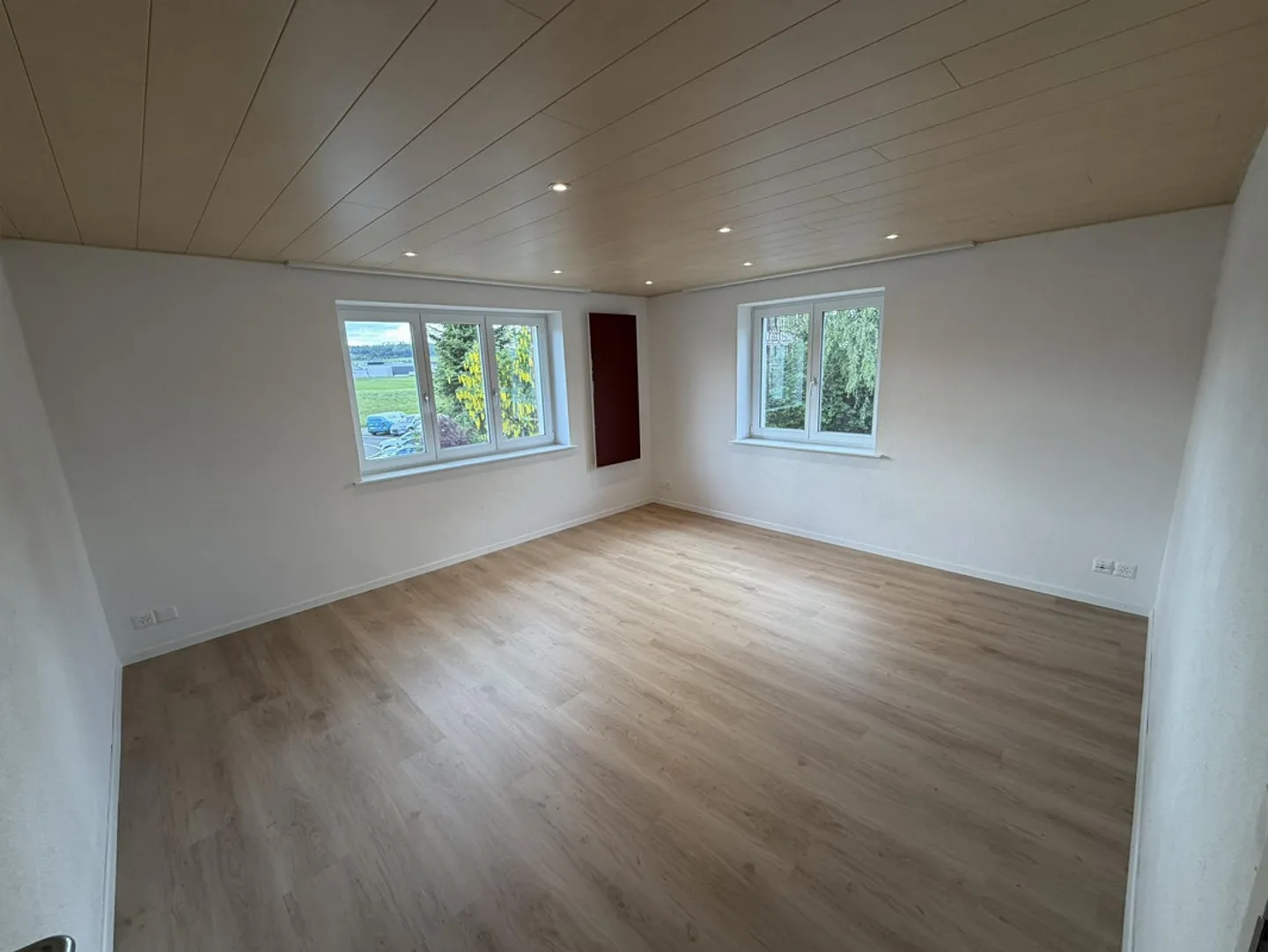 Charmante 5.5 Zimmer Wohnung - Foto 2 von 9