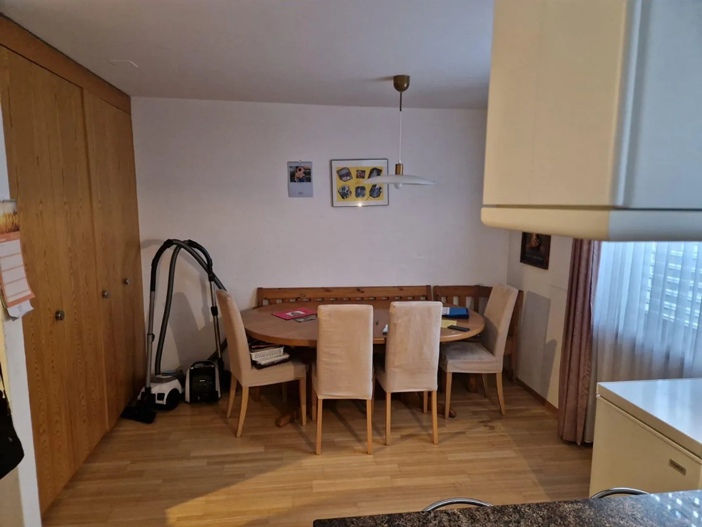 Semi-Detached Single Family House for Sale - Photo 9 of 18