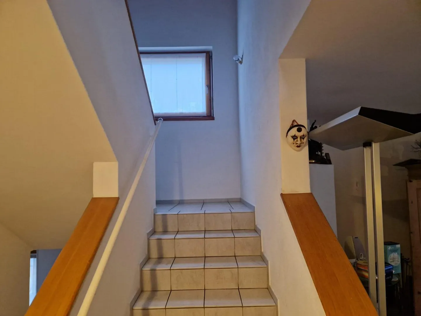 Semi-Detached Single Family House for Sale - Photo 10 of 18