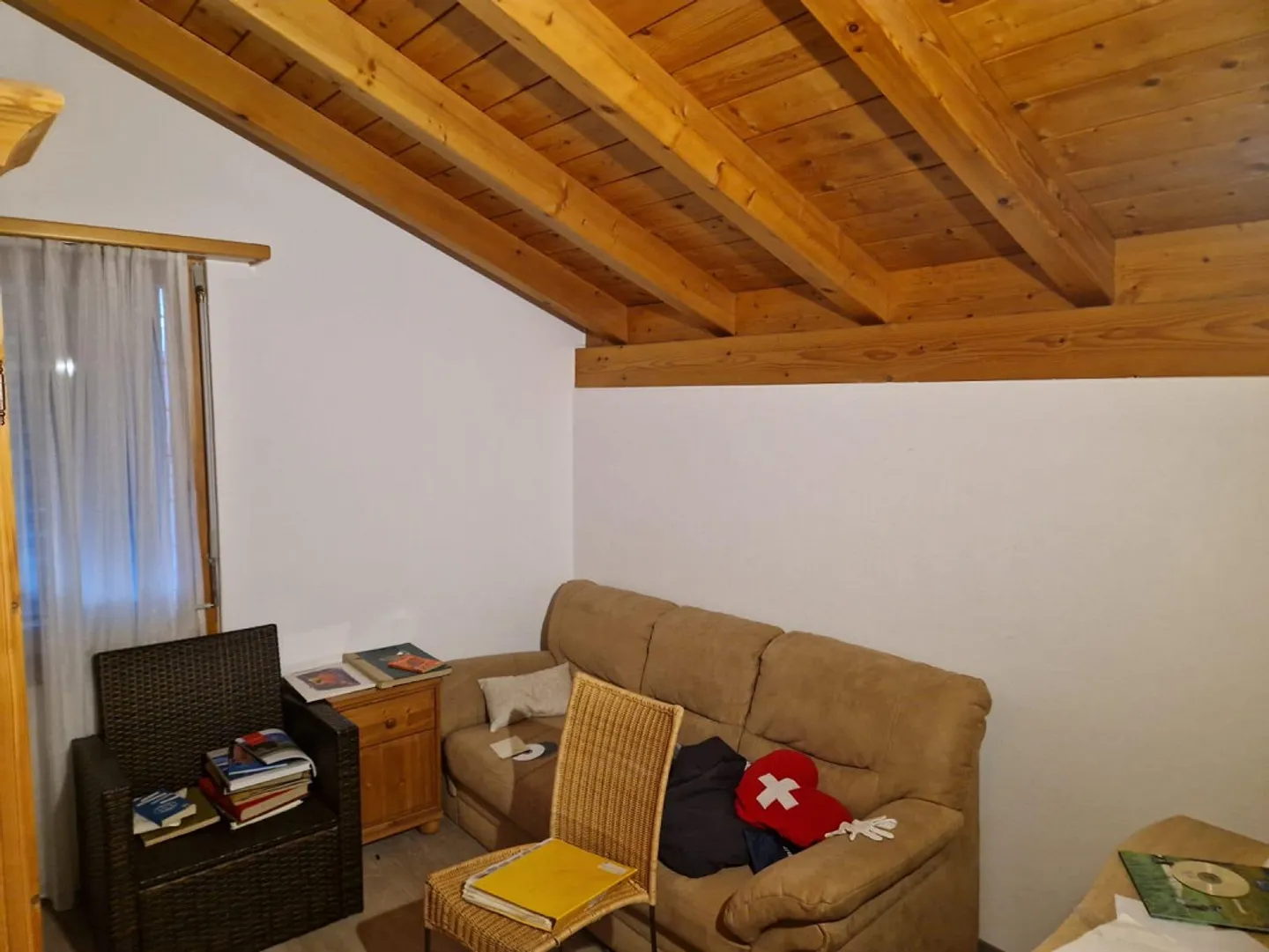 Semi-Detached Single Family House for Sale - Photo 15 of 18