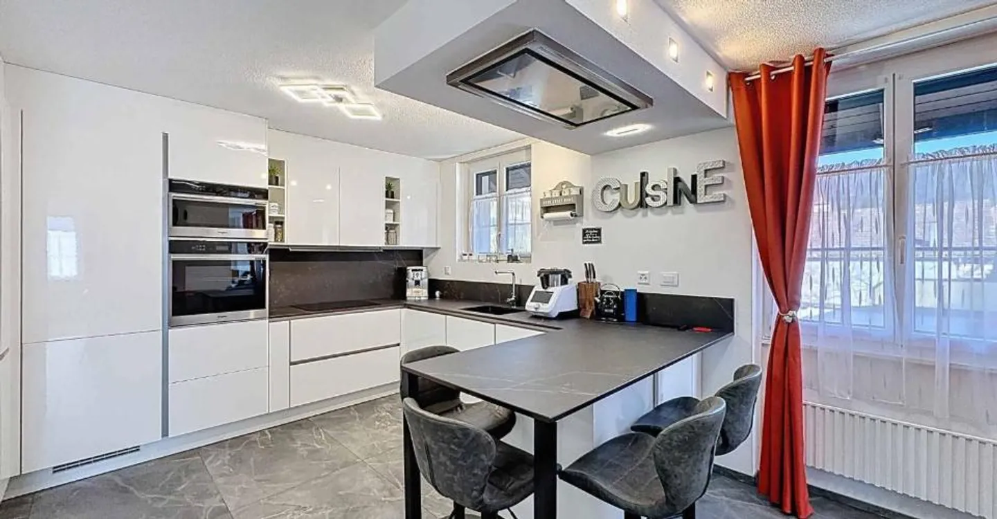 Charming Duplex in Dombresson - Photo 3 of 10