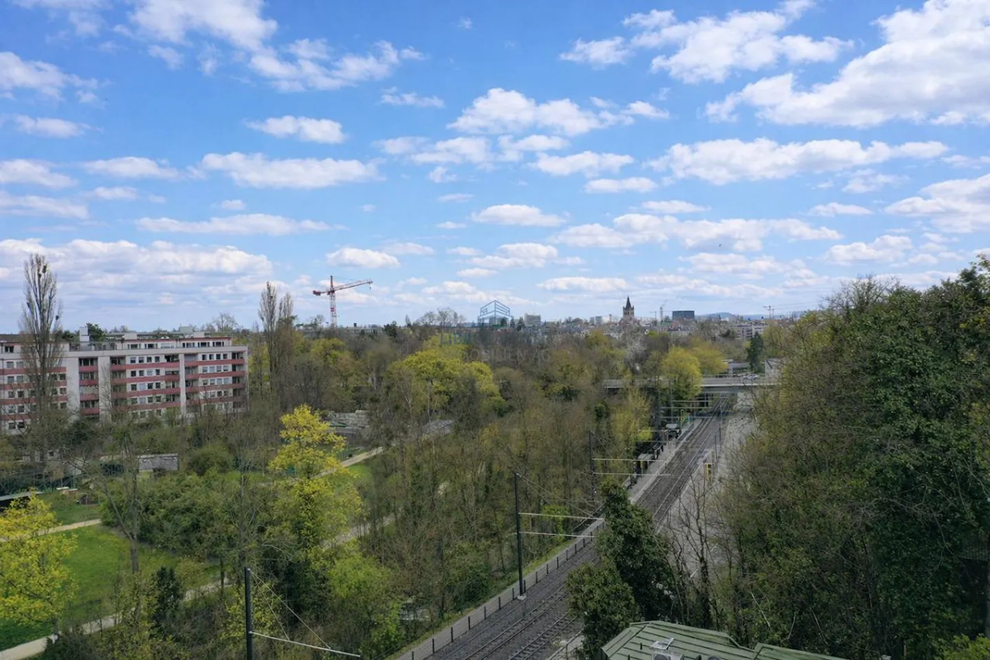 Maisonette en attique avec vue dégagée sur Binningen et Bâle - Photo 4 sur 15