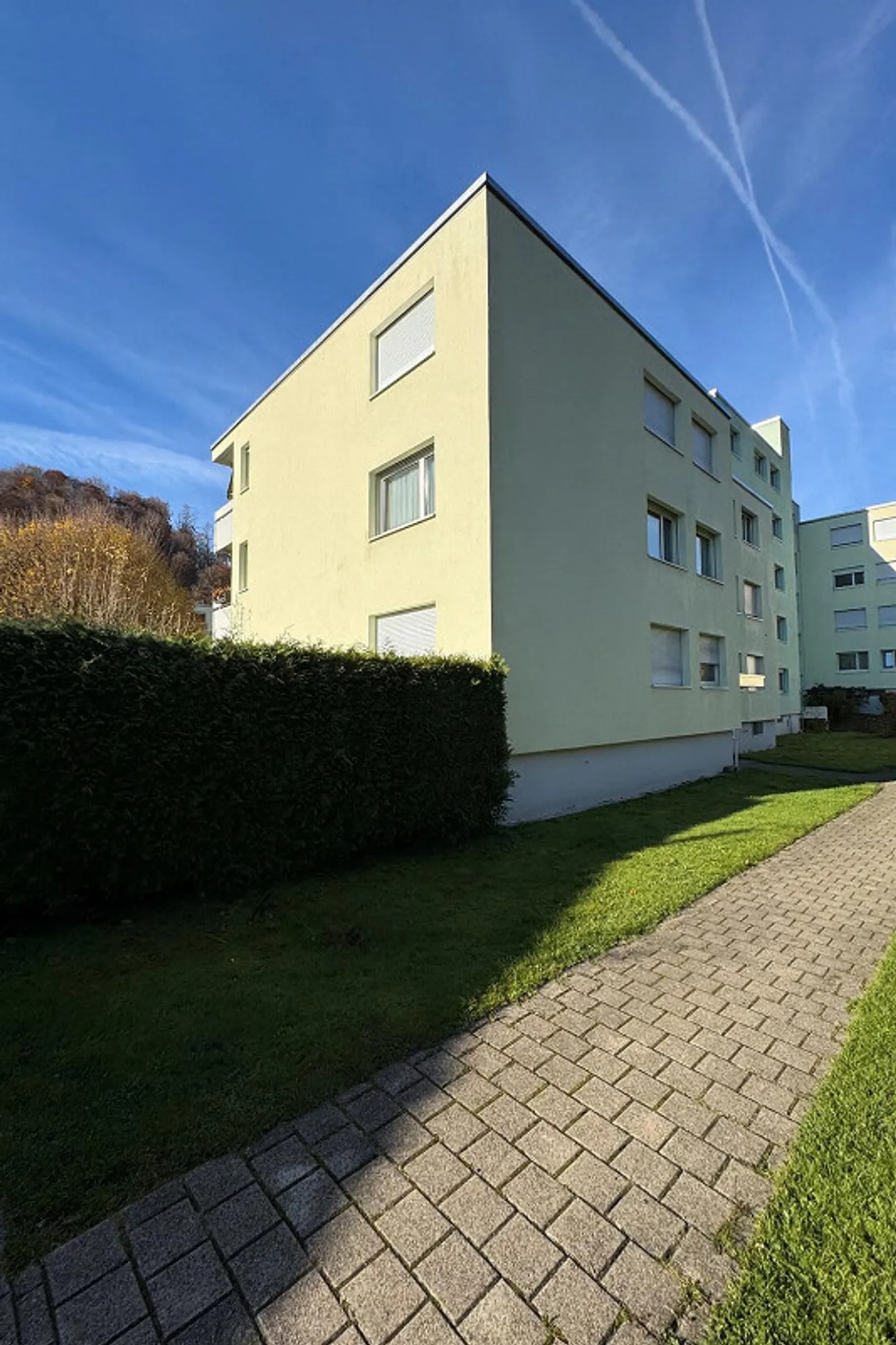 "Charmante 4.5-Zimmer-Wohnung mit Balkon in Langnau am Albis " - Foto 2 von 12
