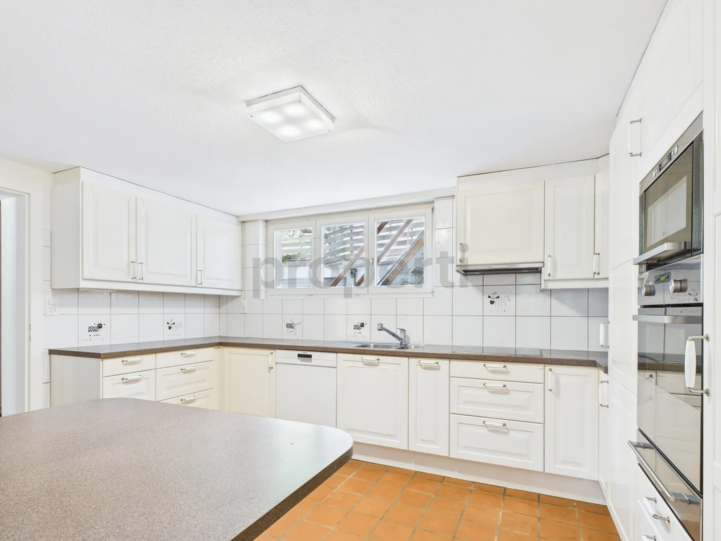 Appartamento maisonette di 4,5 stanze in una posizione tranquilla a Wittnau - Foto 2 di 10