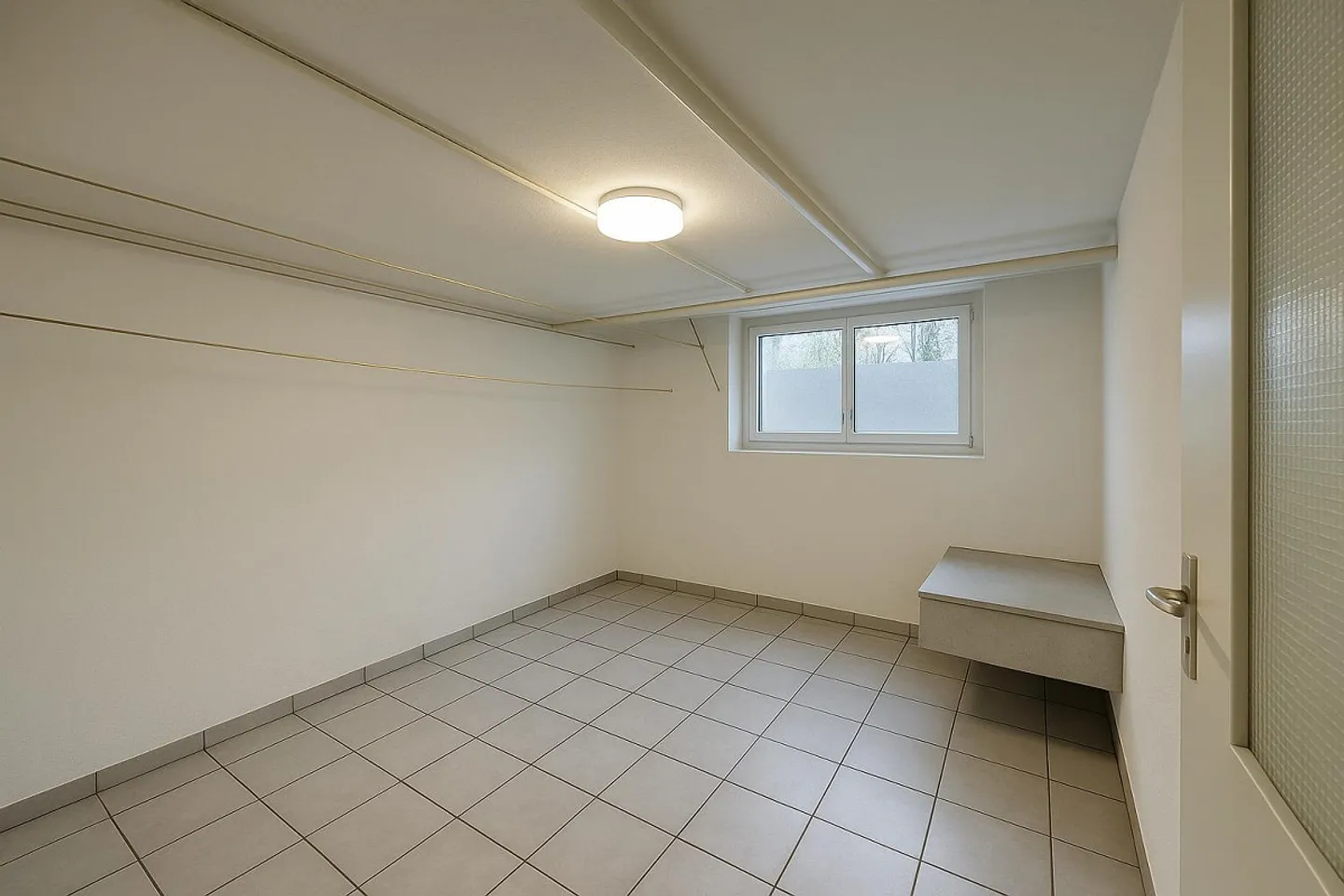 "Charmante 4.5-Zimmer-Wohnung mit Balkon in Langnau am Albis " - Foto 12 von 12