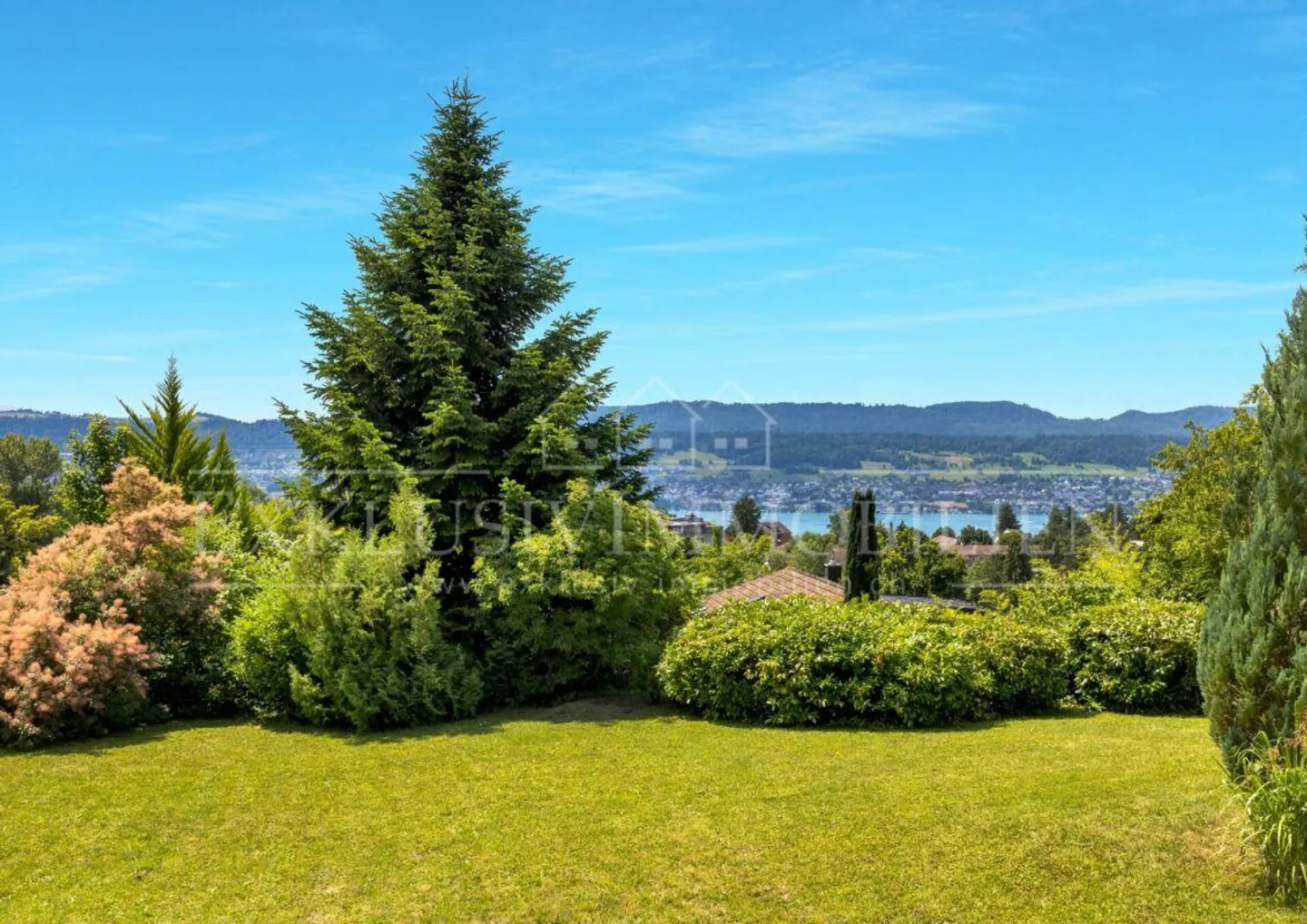 The window where happiness comes true - Photo 1 of 5