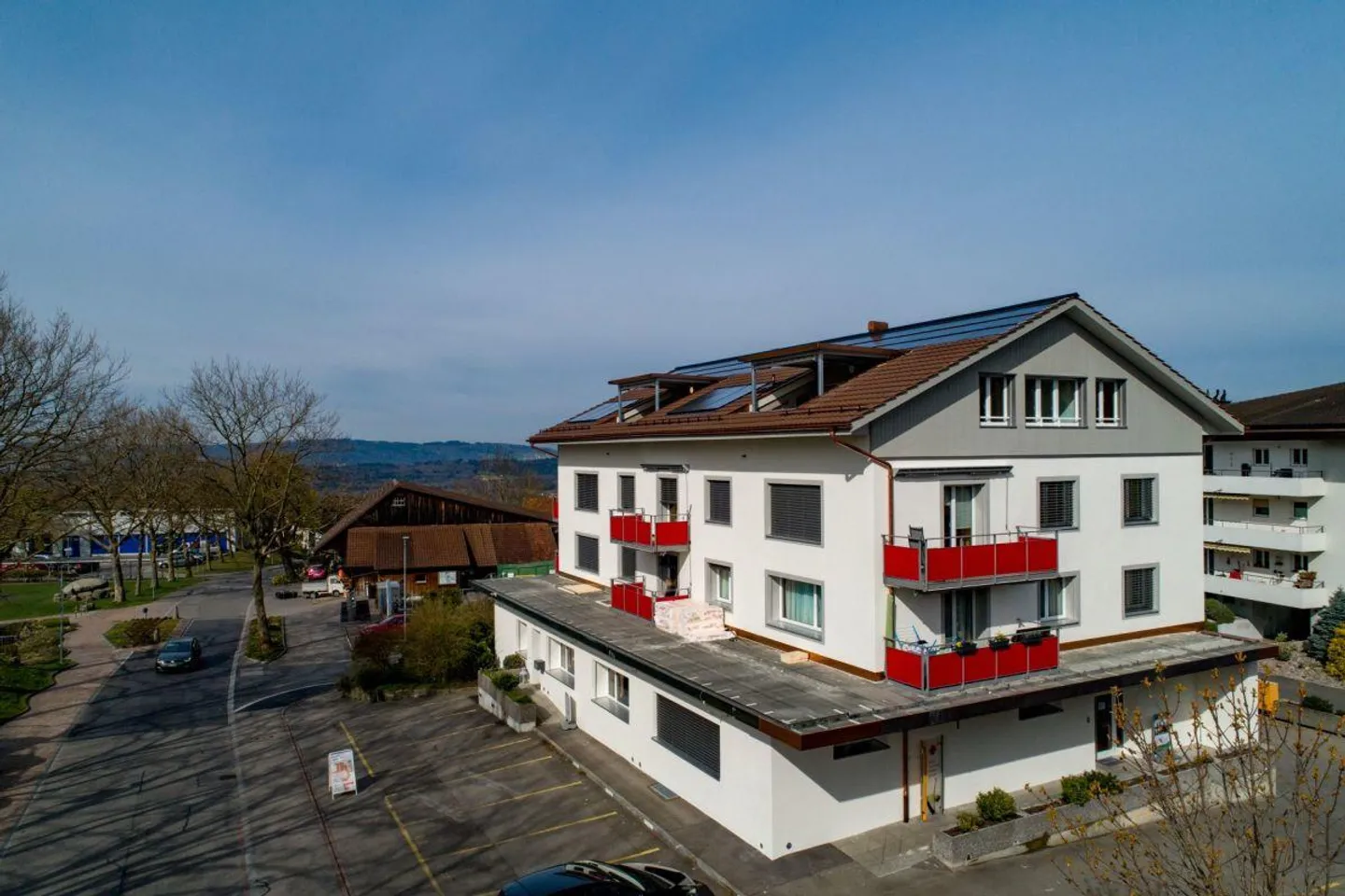 Cozy 2-room apartment - Photo 1 of 6