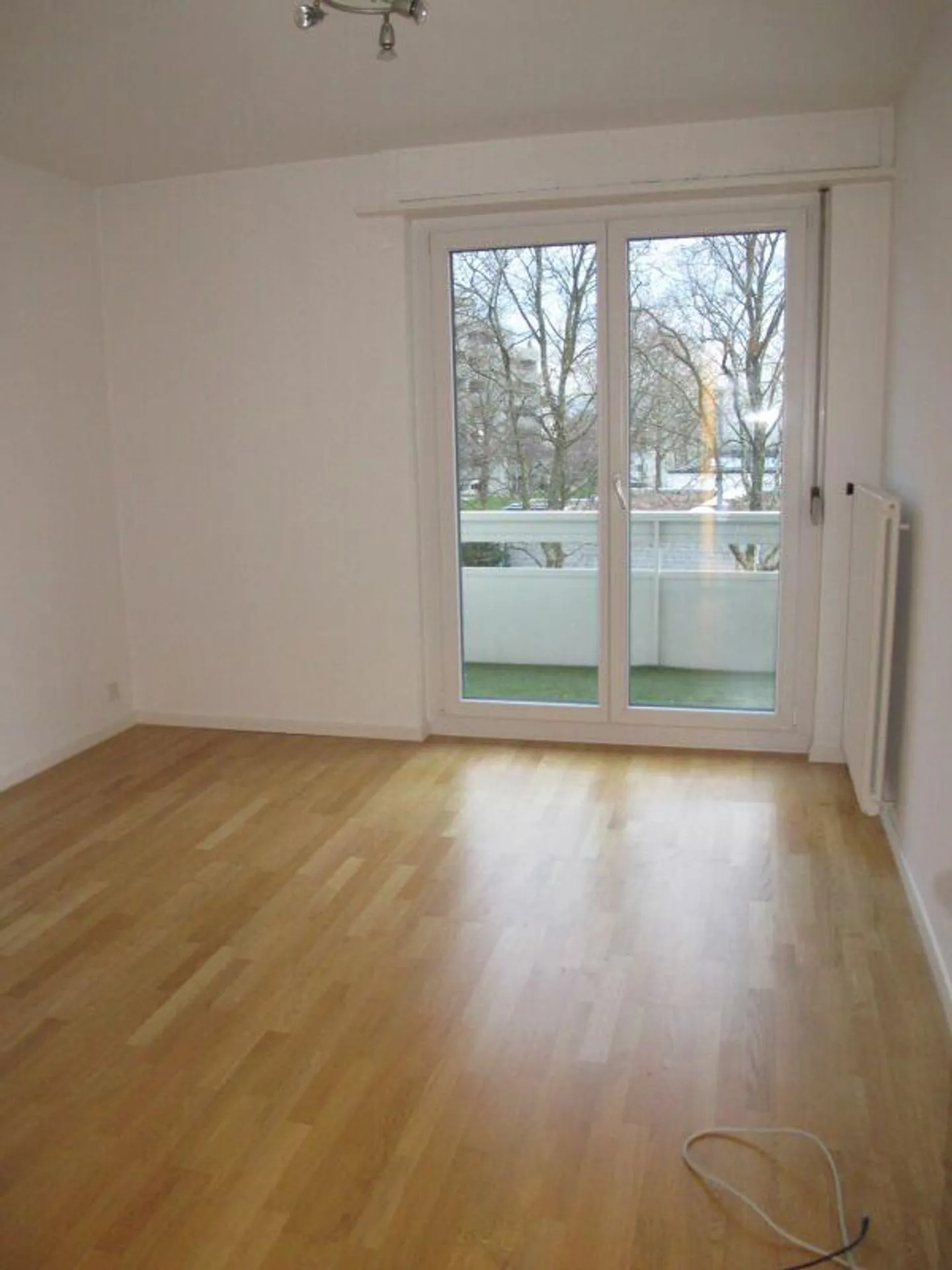 Cozy 2-room apartment - Photo 2 of 6