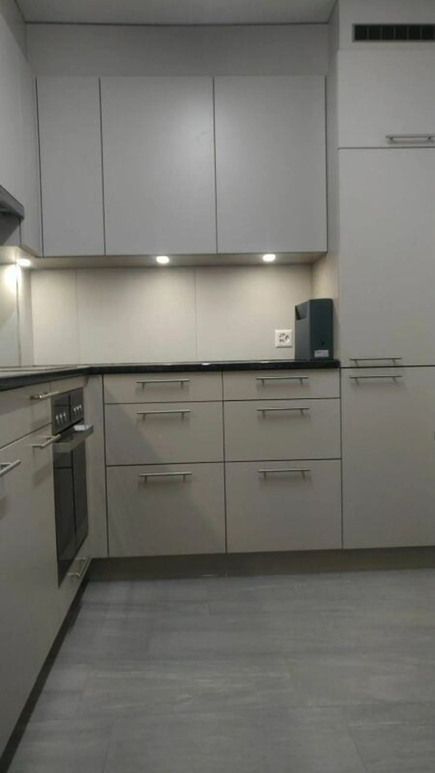 Cozy 2-room apartment - Photo 3 of 6