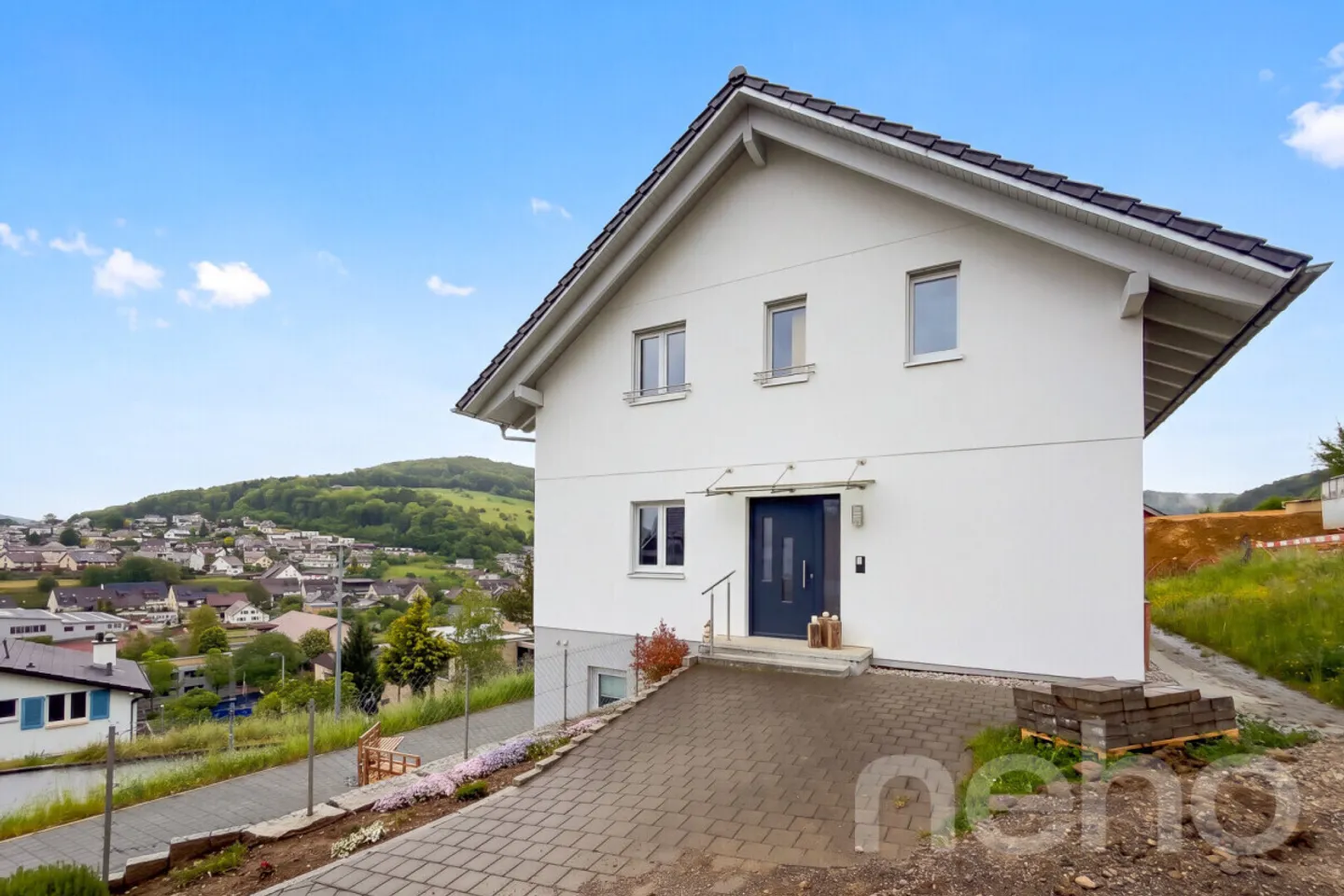 Modernes Duplex mit Weitsicht - Foto 1 von 12