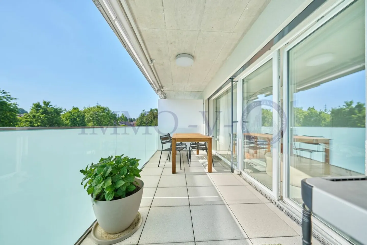 Luxuswohnung mit Grossem Balkon - Foto 1 von 7