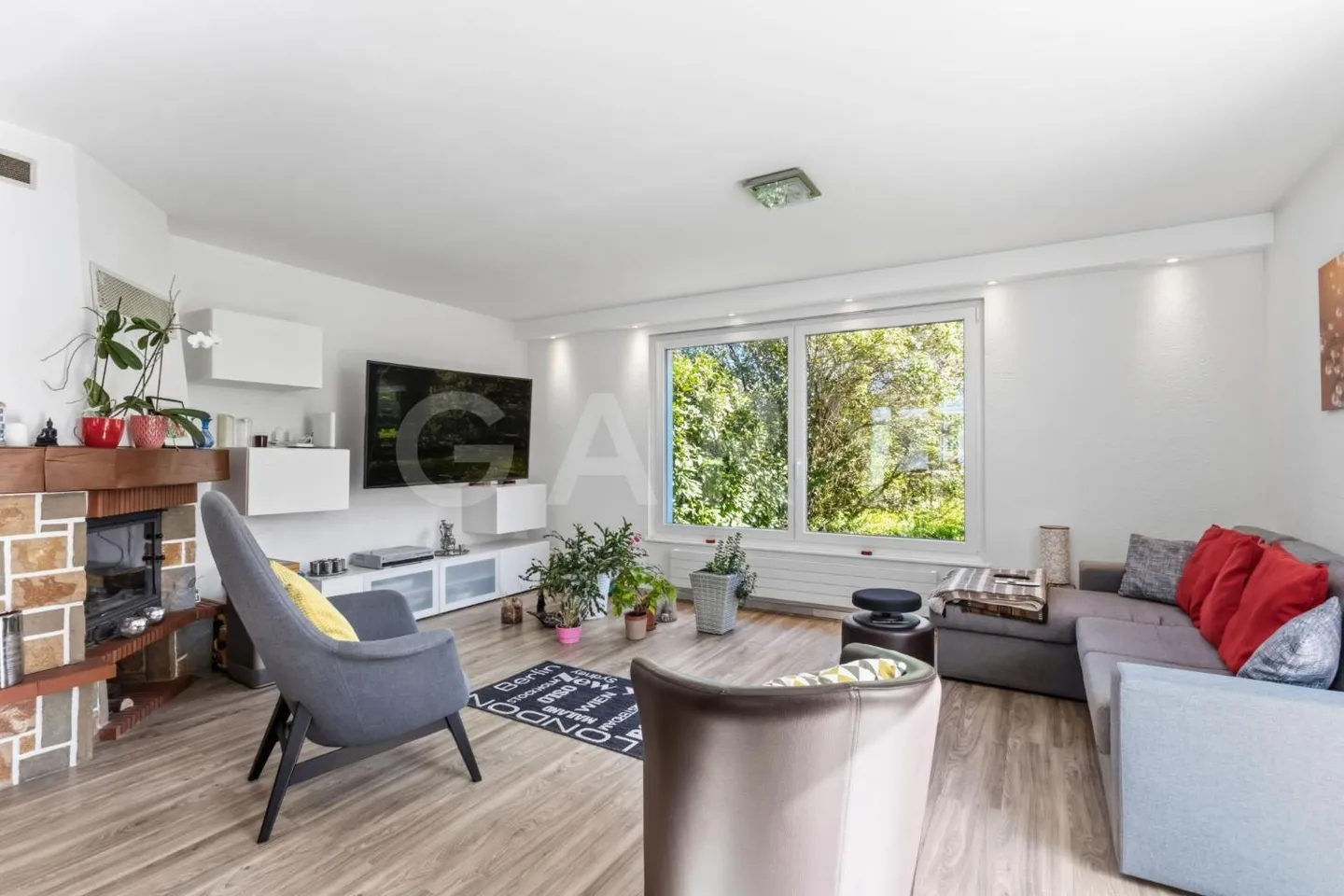 Helles Familienhaus mit Garten - Foto 4 von 11
