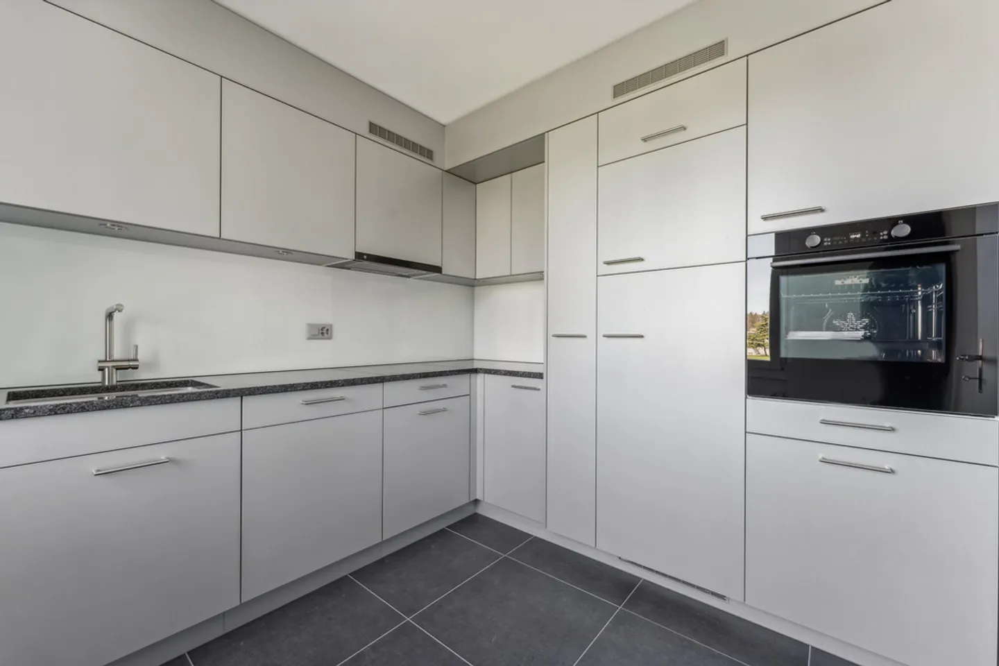 La tua nuova casa con vista: moderna, tranquilla e spaziosa - Foto 1 di 12