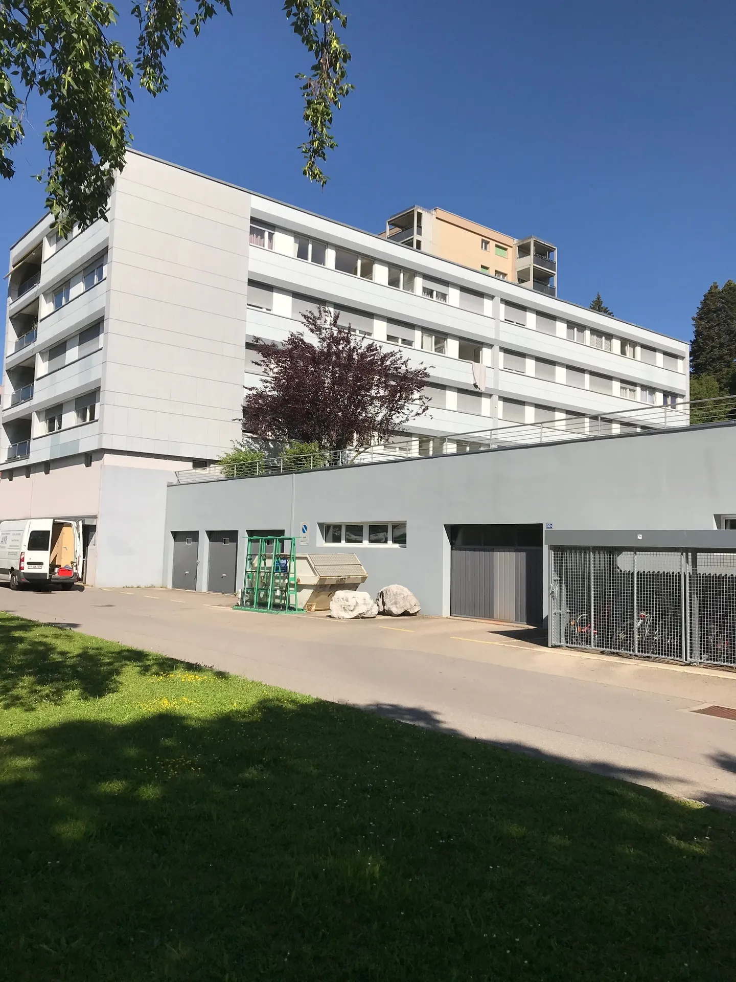 Indoor parking space for rent - Photo 1 of 2