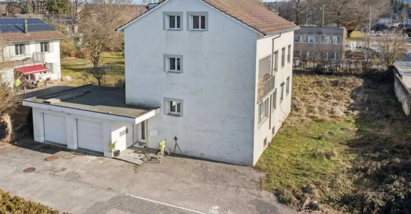 Appartement Charmant avec Jardin - Photo 2 sur 8
