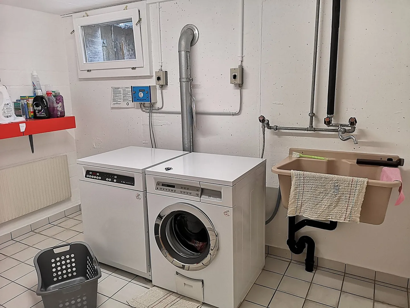 Geräumiges Apartment mit Balkon - Foto 7 von 28