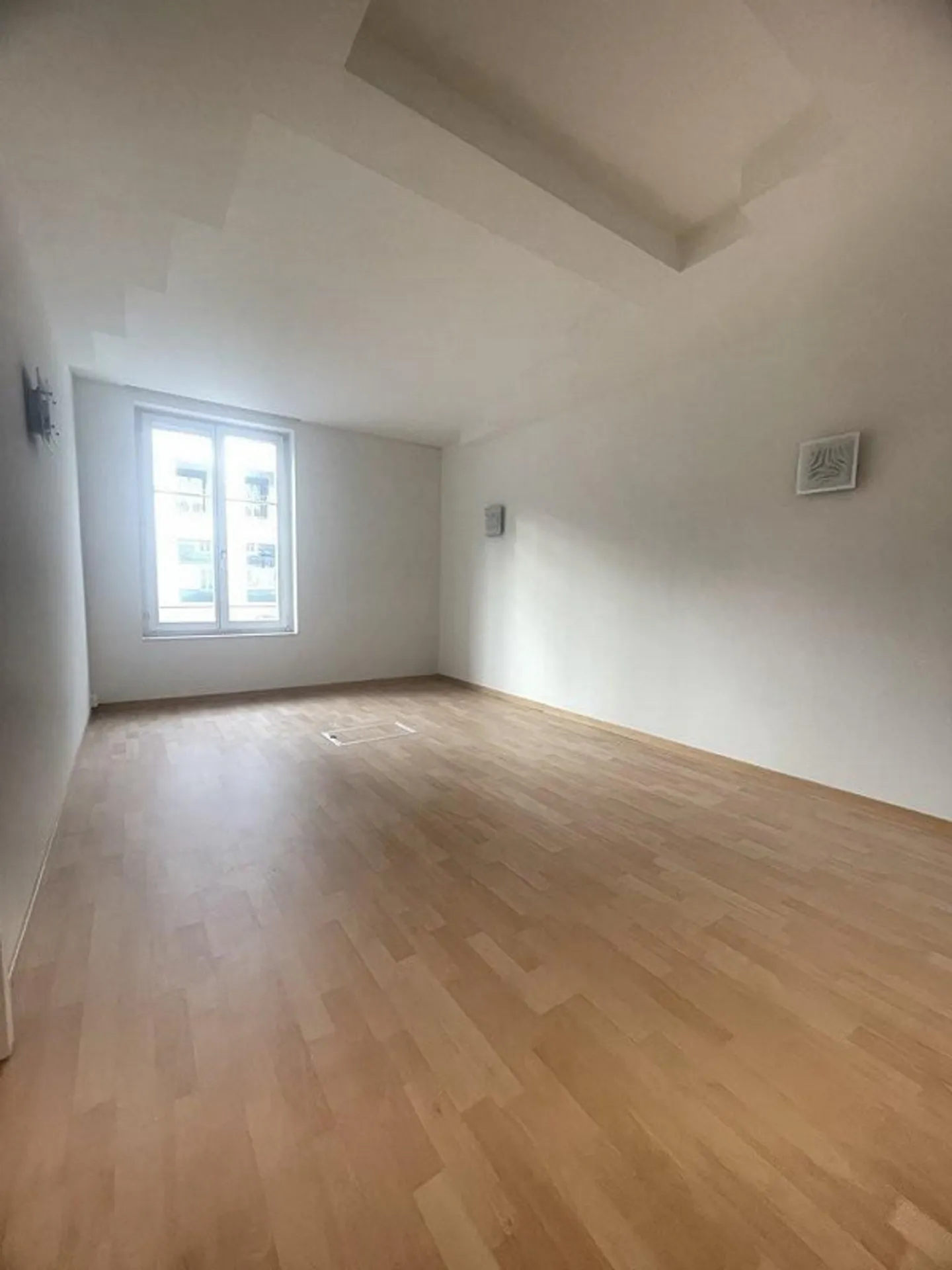 Spazio ufficio in affitto - Foto 2 di 3