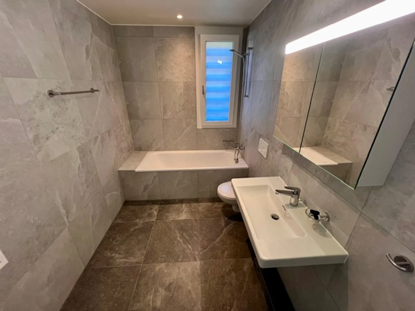 Appartamento di 3.5 locali, piano terra, ca. 80 m2 - Foto 6 di 7