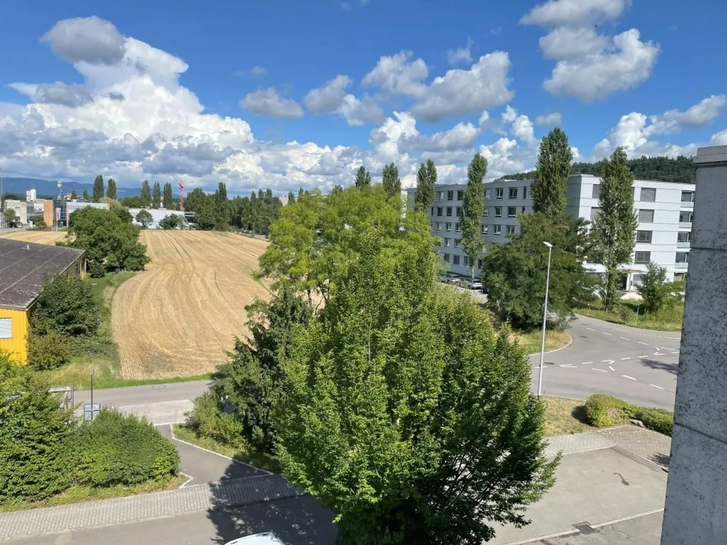 Renovierte & helle 3.5 Zimmer - Eigentumswohnung im 3. OG - Foto 4 von 23