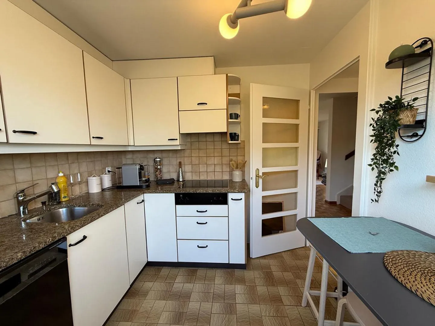 Living quietly and close to the city - Photo 3 of 25