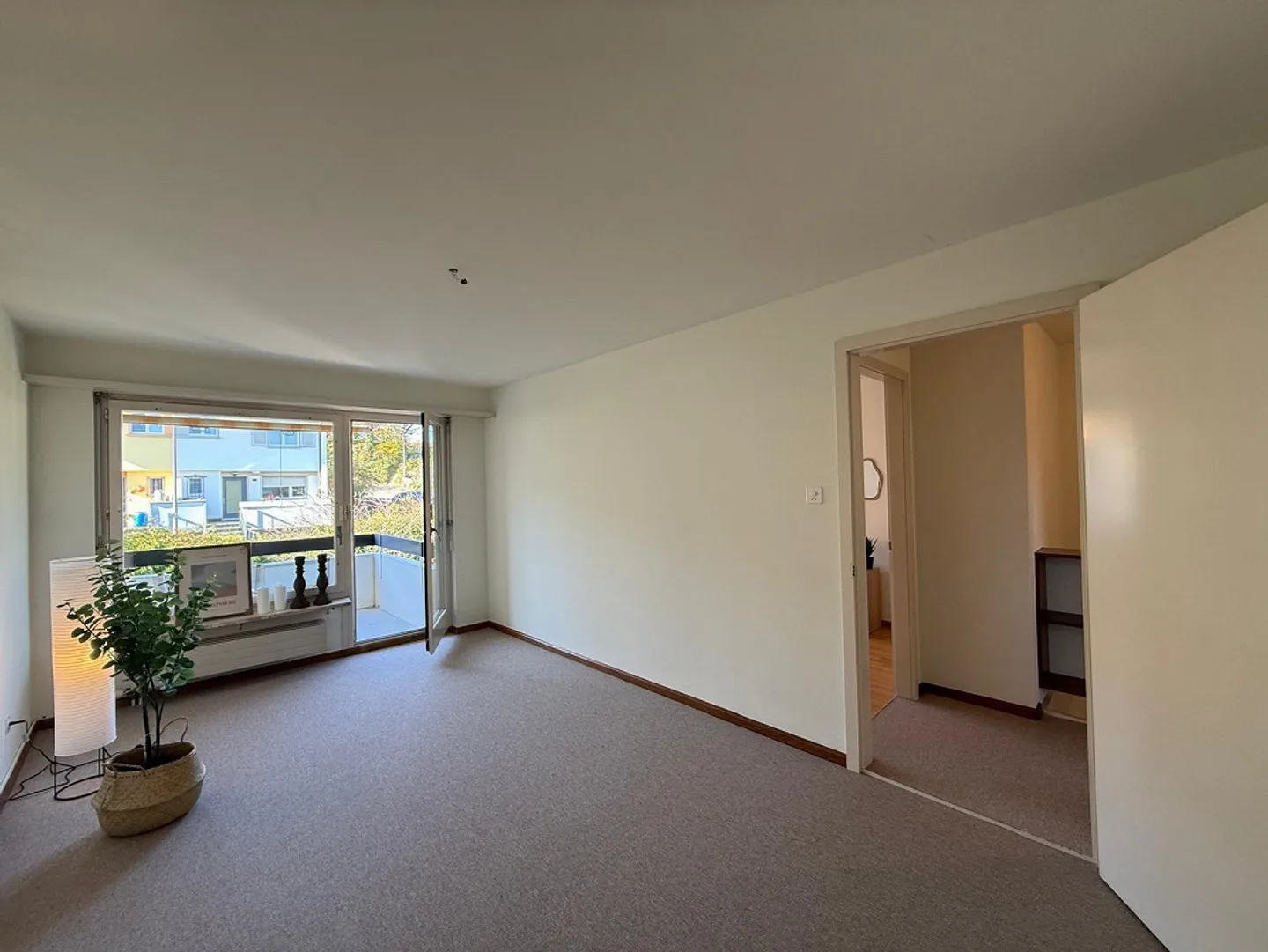 Living quietly and close to the city - Photo 18 of 25