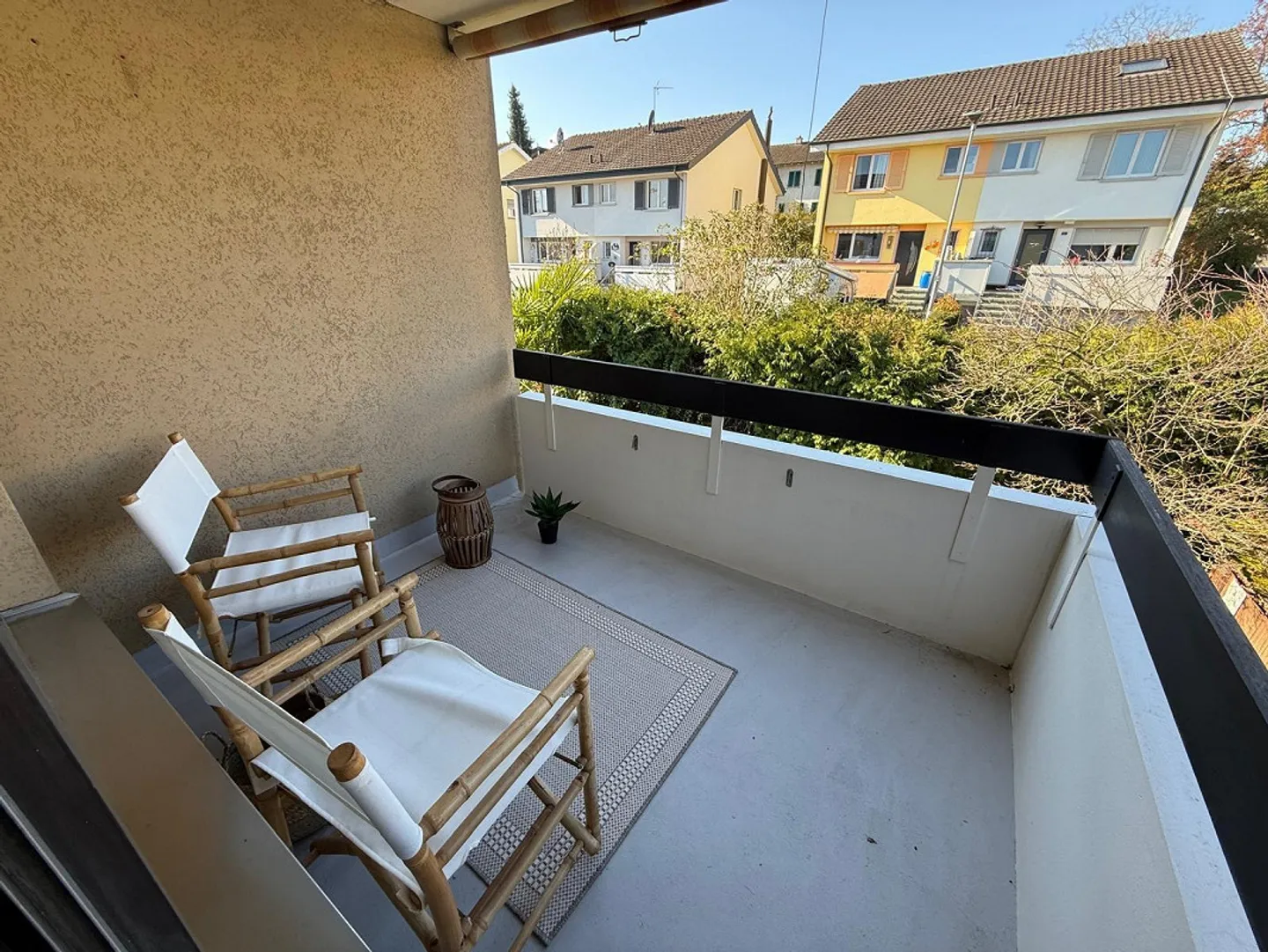 Living quietly and close to the city - Photo 19 of 25