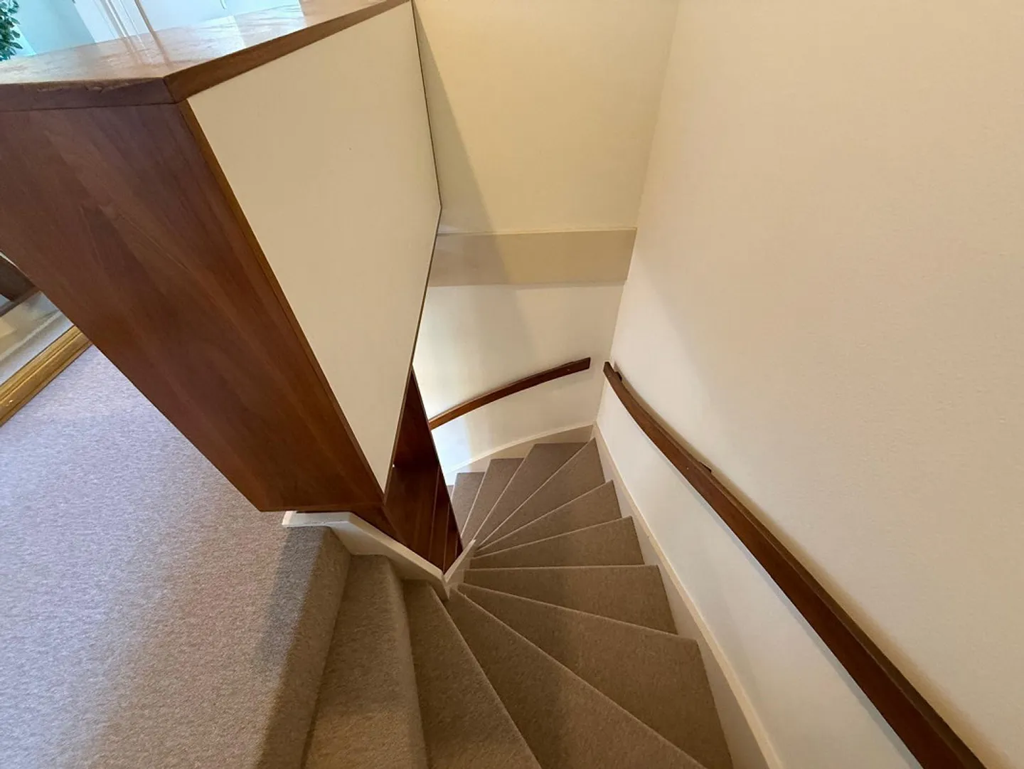 Living quietly and close to the city - Photo 20 of 25