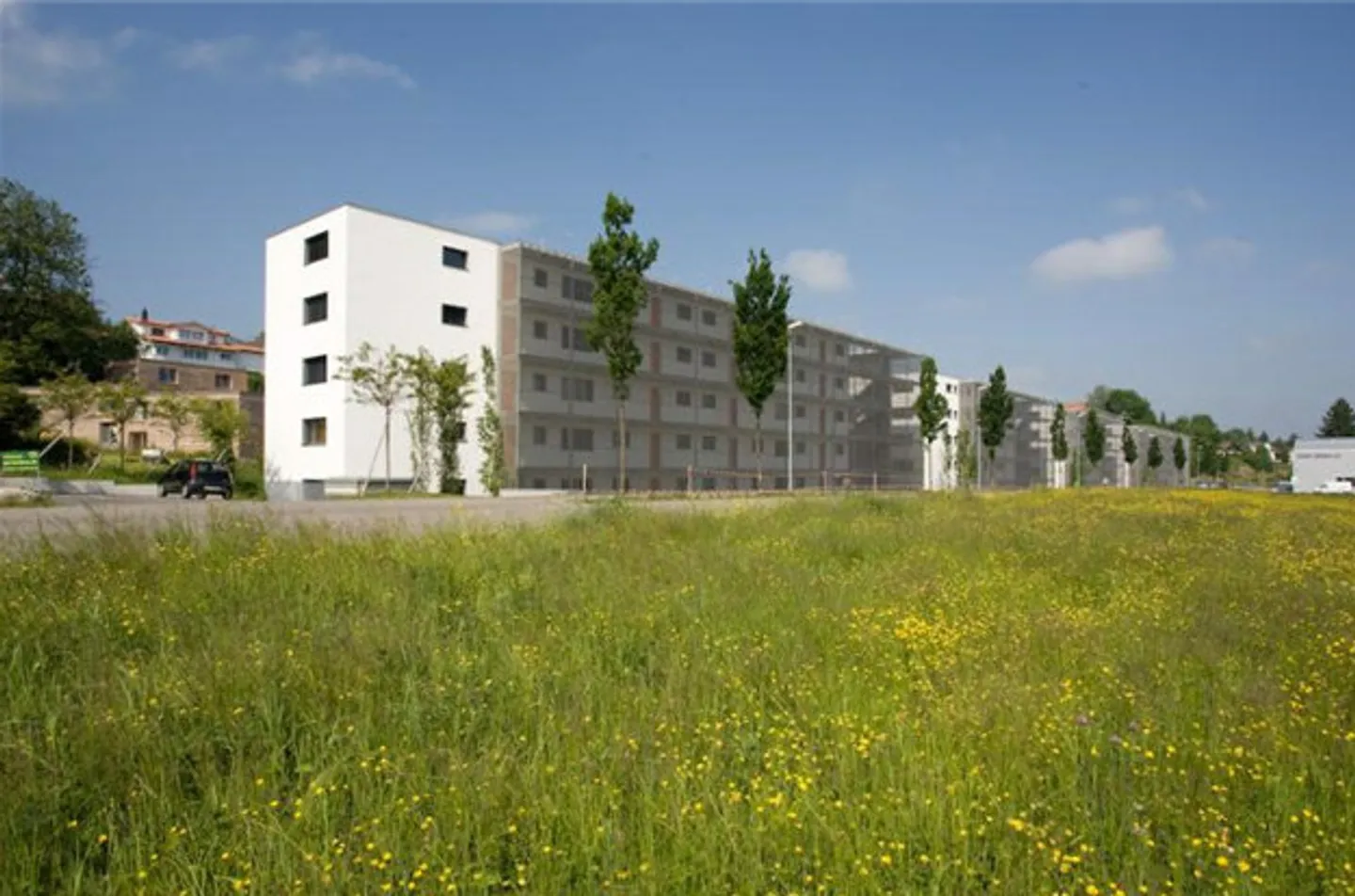 Stai cercando un nuovo ufficio vicino alla stazione di Wetzikon? Ce l'abbiamo....... - Foto 1 di 6