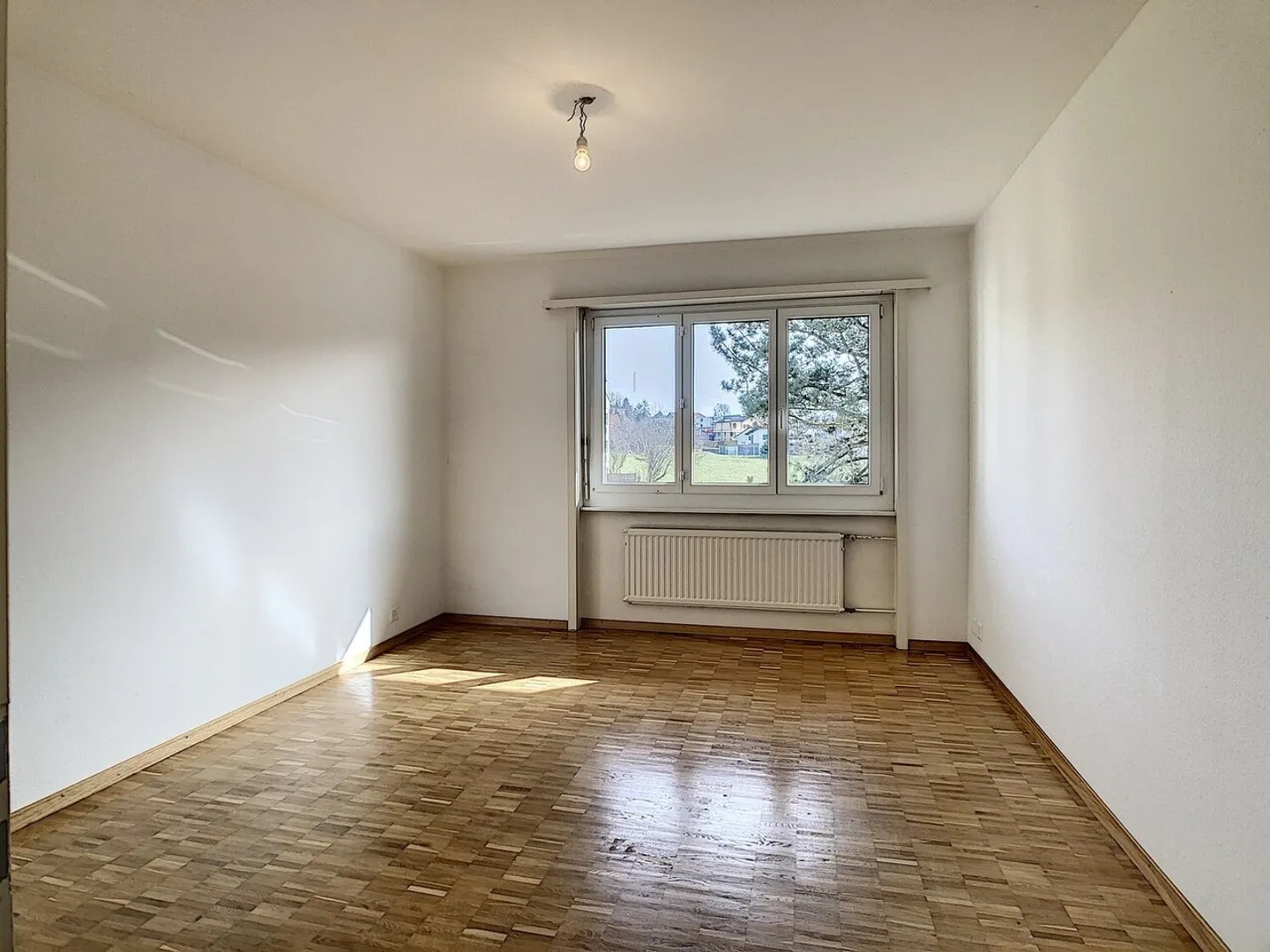 Helle 3½ Zimmer in der Nähe aller Annehmlichkeiten - Foto 7 von 13