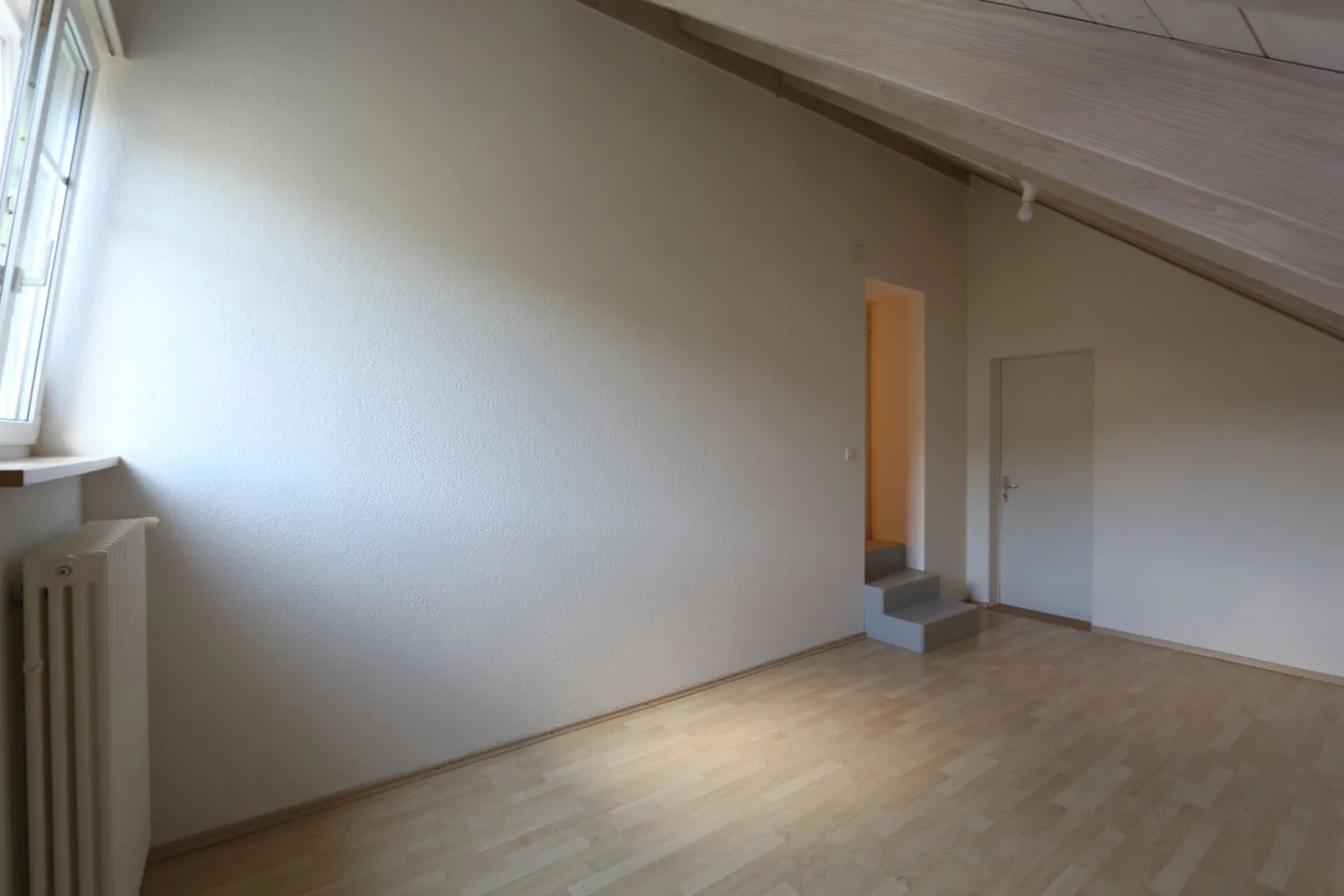 4.5 Zimmer Wohnung - Foto 5 von 10