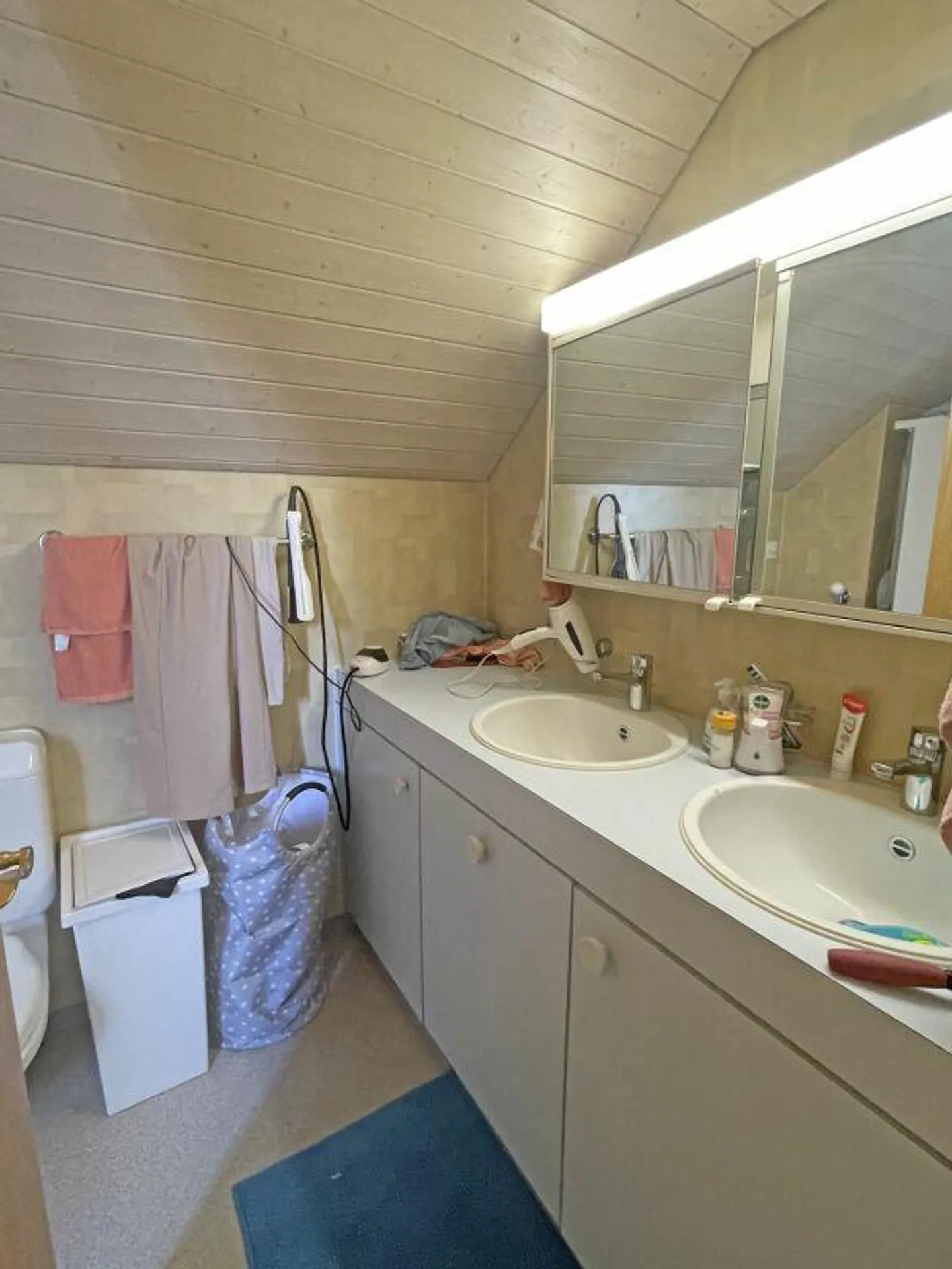 Central Residential/Commercial Building in a Good Location - Photo 10 of 27