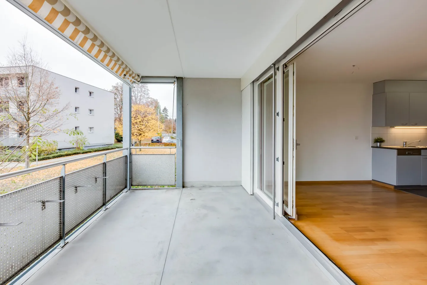 Appartamento 2.5 camere affascinante - Foto 4 di 6