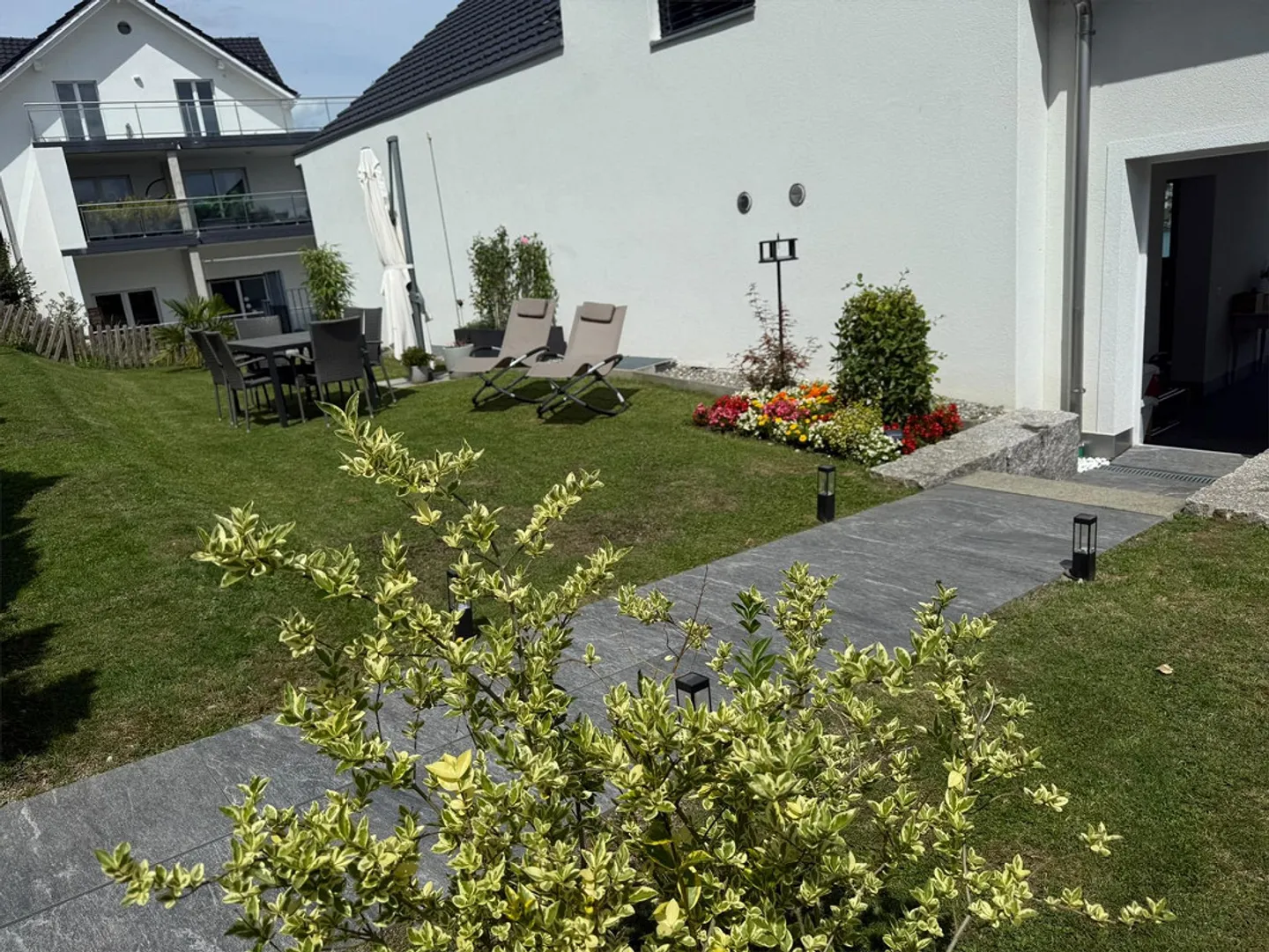 Modernes Apartment mit Seesicht - Foto 7 von 11