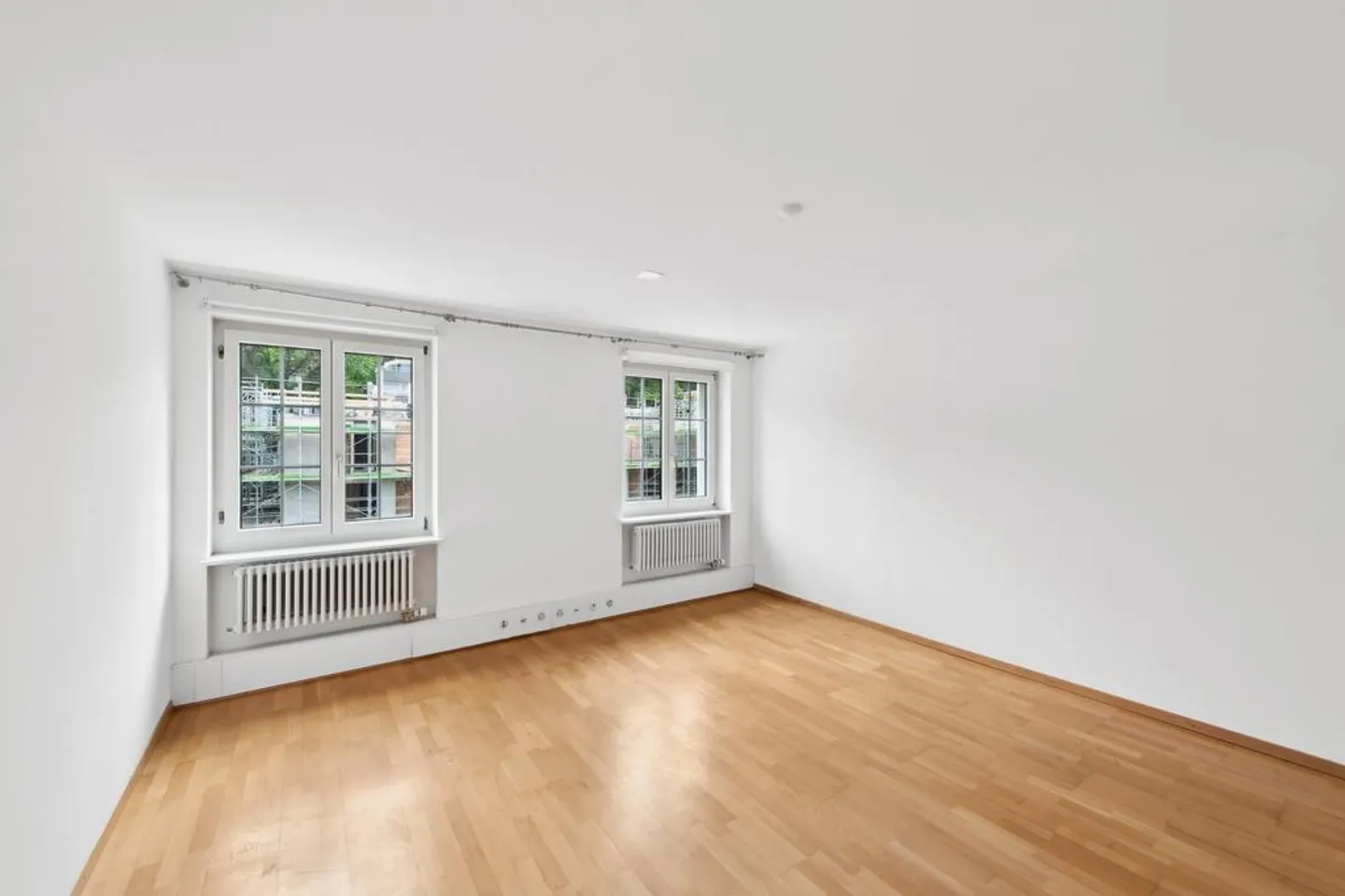 Espace de bureau / cabinet prêt à emménager dans un emplacement de choix ! - Photo 5 sur 12