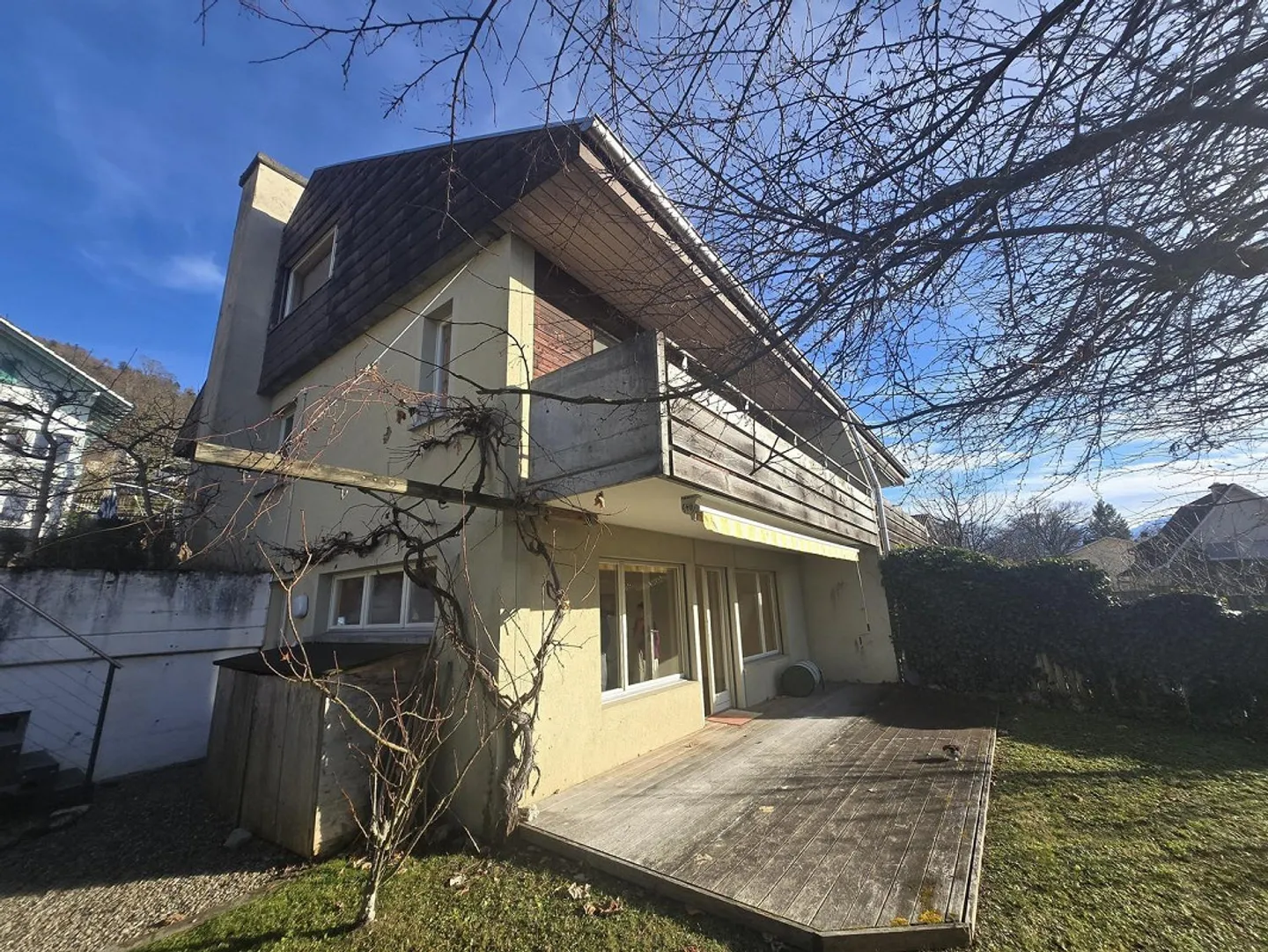 5.5 Room Semi-Detached House in Hilterfingen - Photo 3 of 13