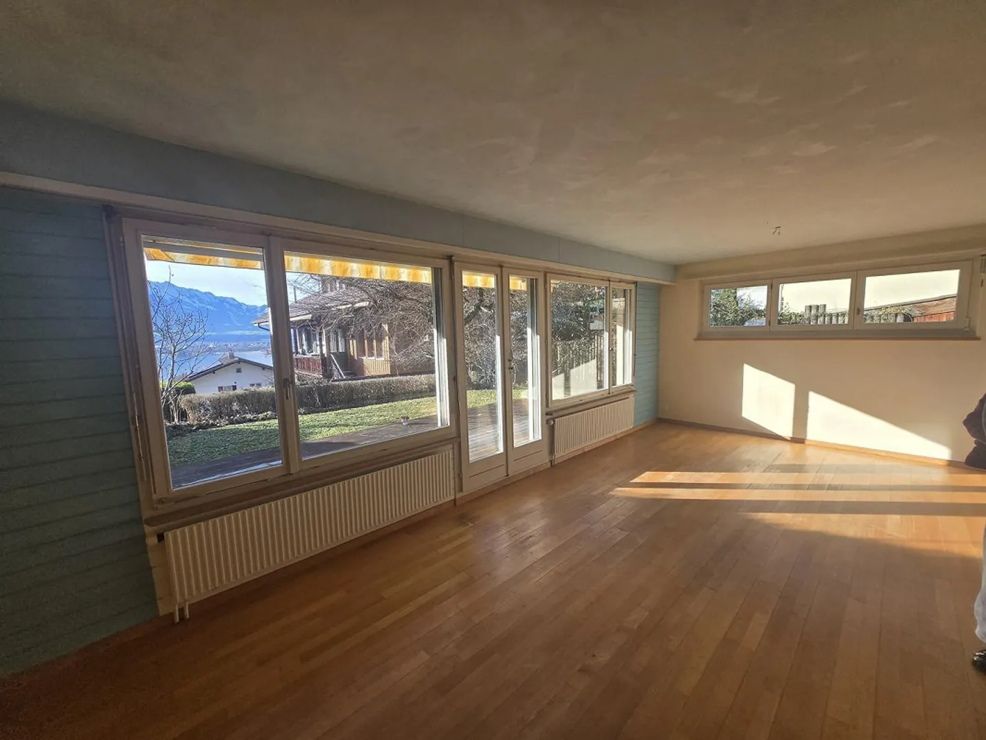 5.5 Room Semi-Detached House in Hilterfingen - Photo 7 of 13