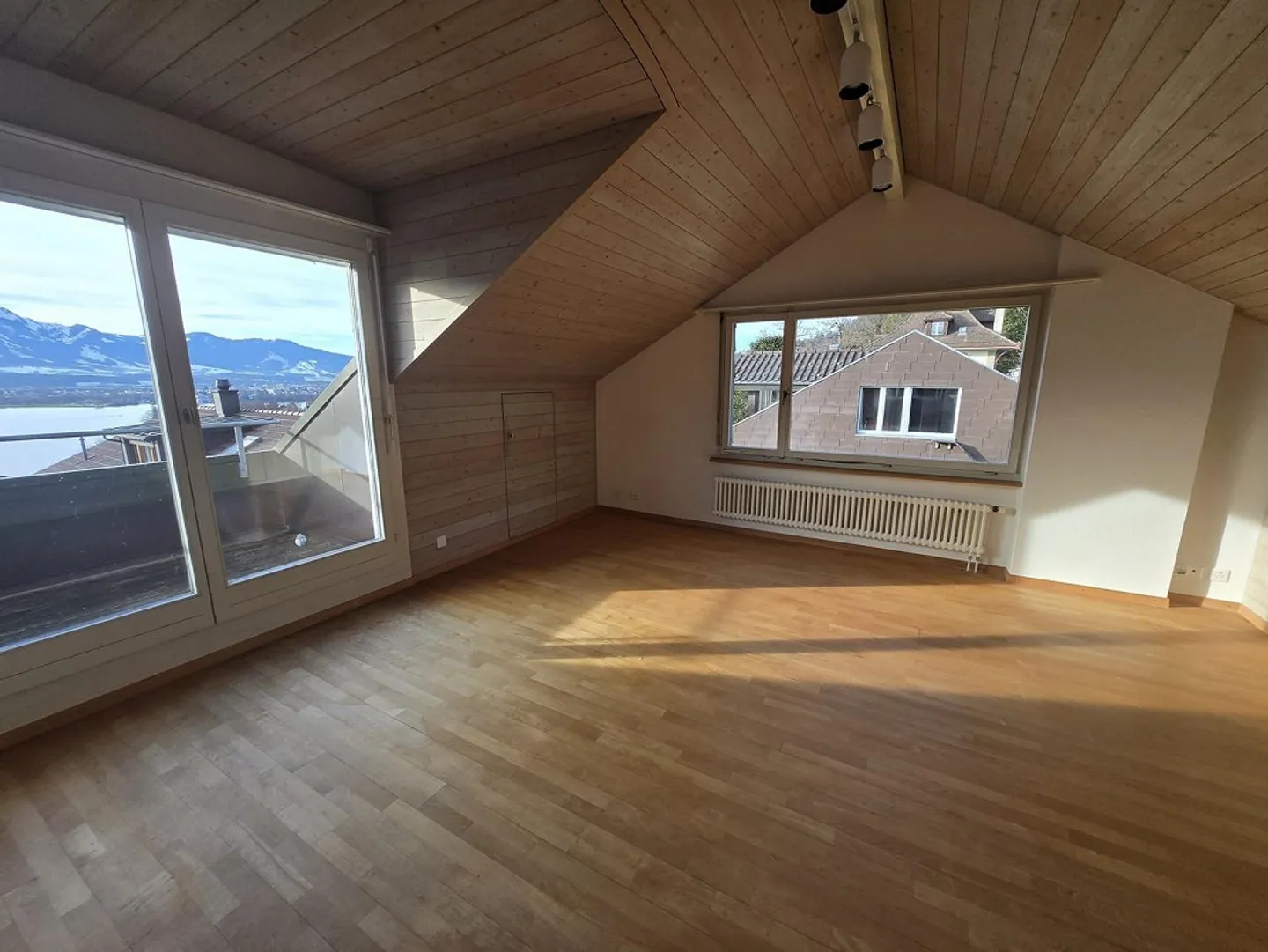 5.5 Room Semi-Detached House in Hilterfingen - Photo 11 of 13