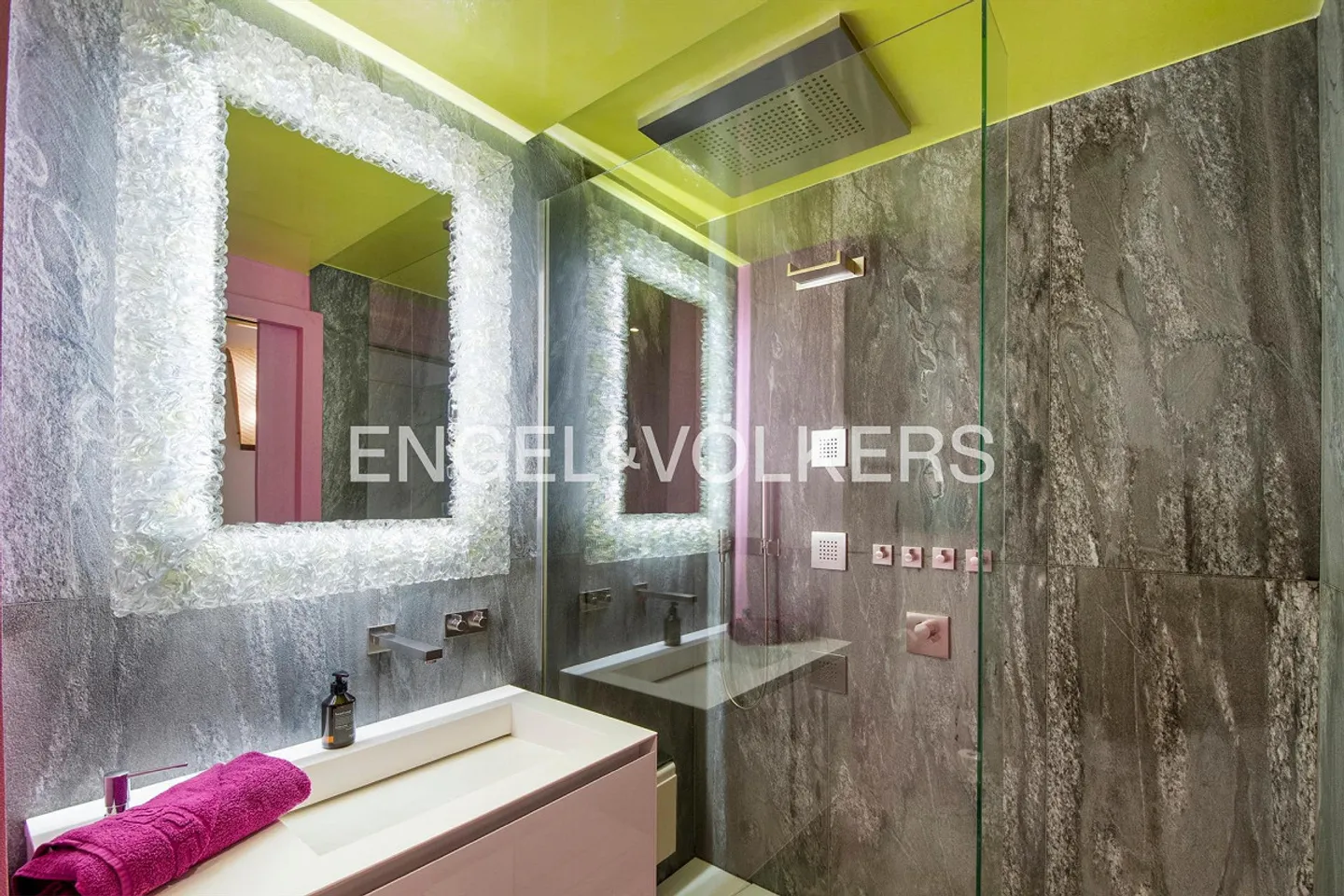 Maisonette moderne avec jardin au cœur d'Ascona (65) - Photo 10 sur 16