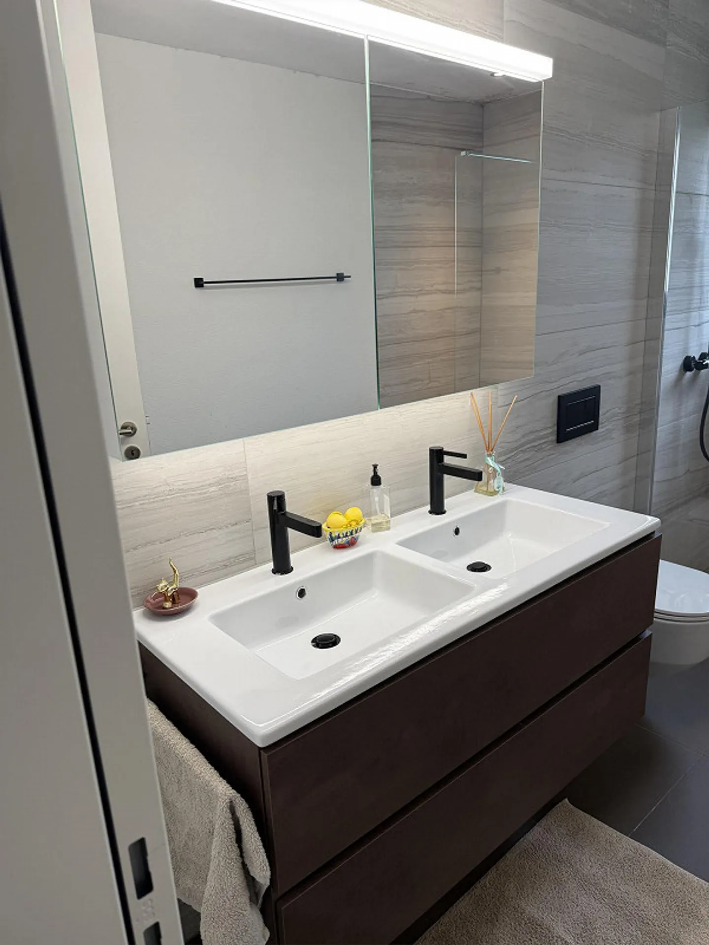 Modern 3.5-room new apartment in a quiet location of Embrach - Photo 8 of 14