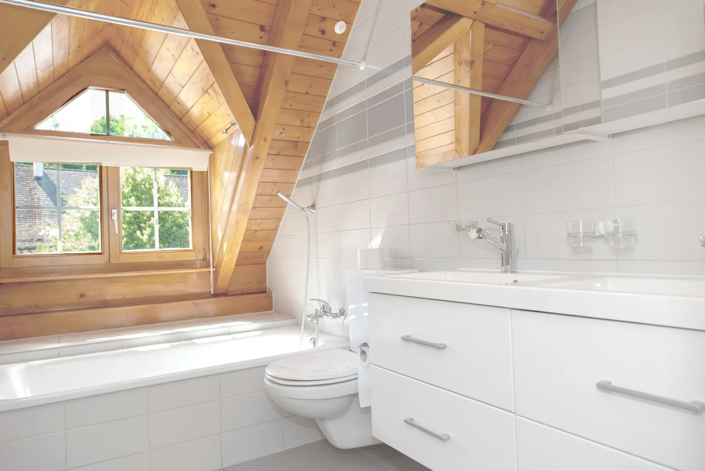 Charming Attic Apartment in the Village Center - Photo 4 of 14