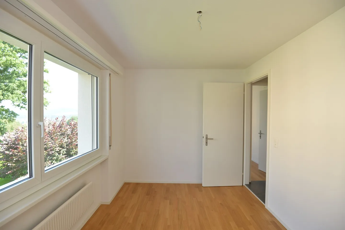 Apartment for rent - Photo 4 of 8